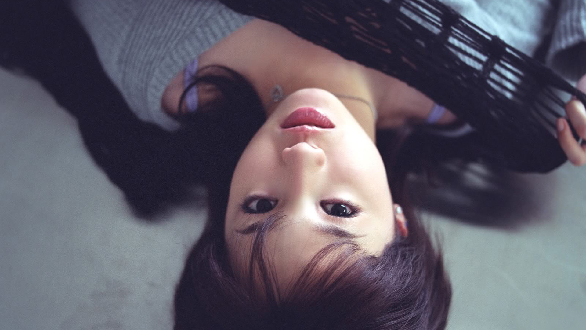 泽尻绘里香精选宽屏美女壁纸，免费下载，装点你的电脑桌面！
