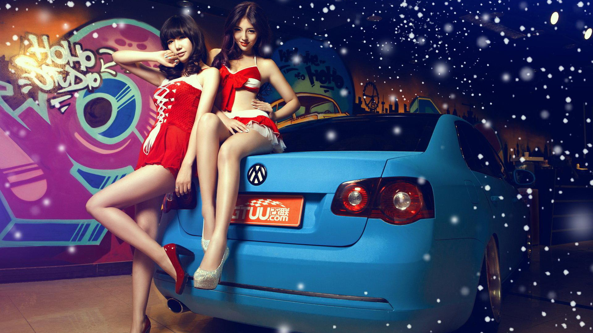 2013年春节美女电脑桌面壁纸