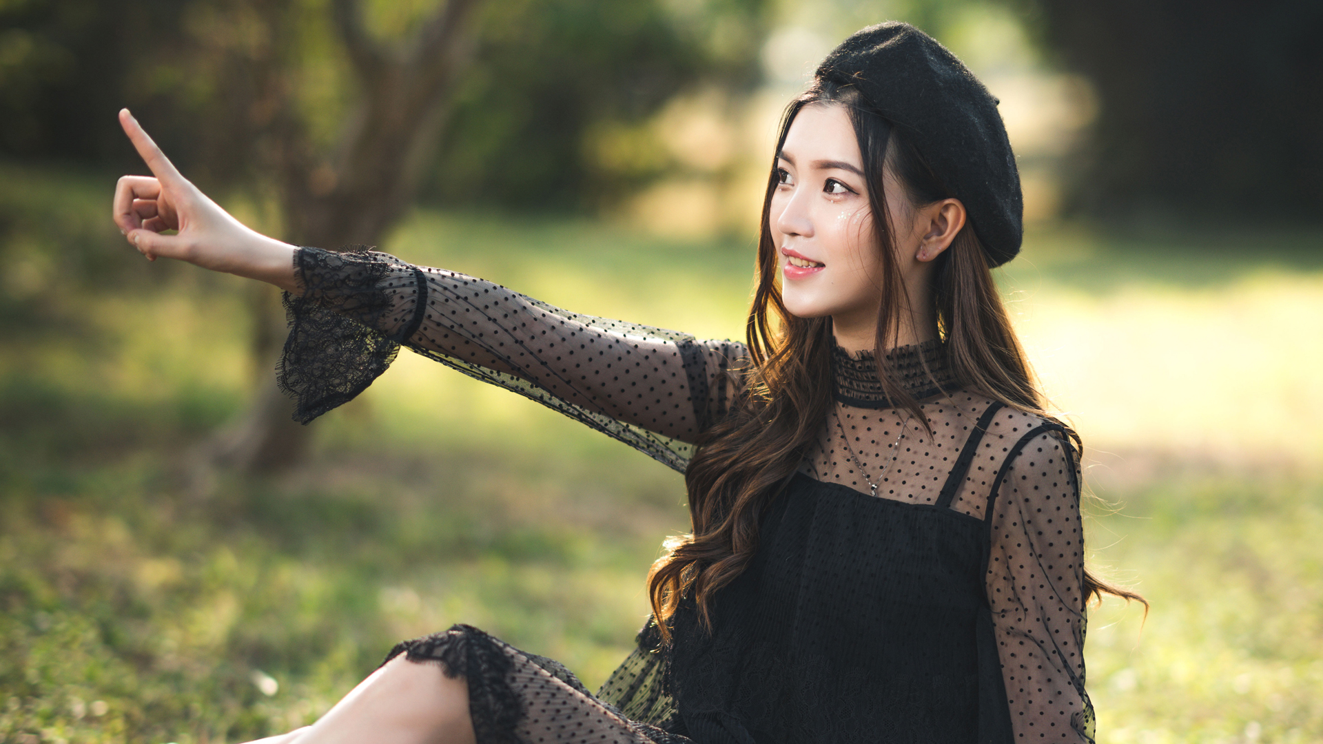 帽子 大波浪 黑色蕾丝打底裙美女壁纸