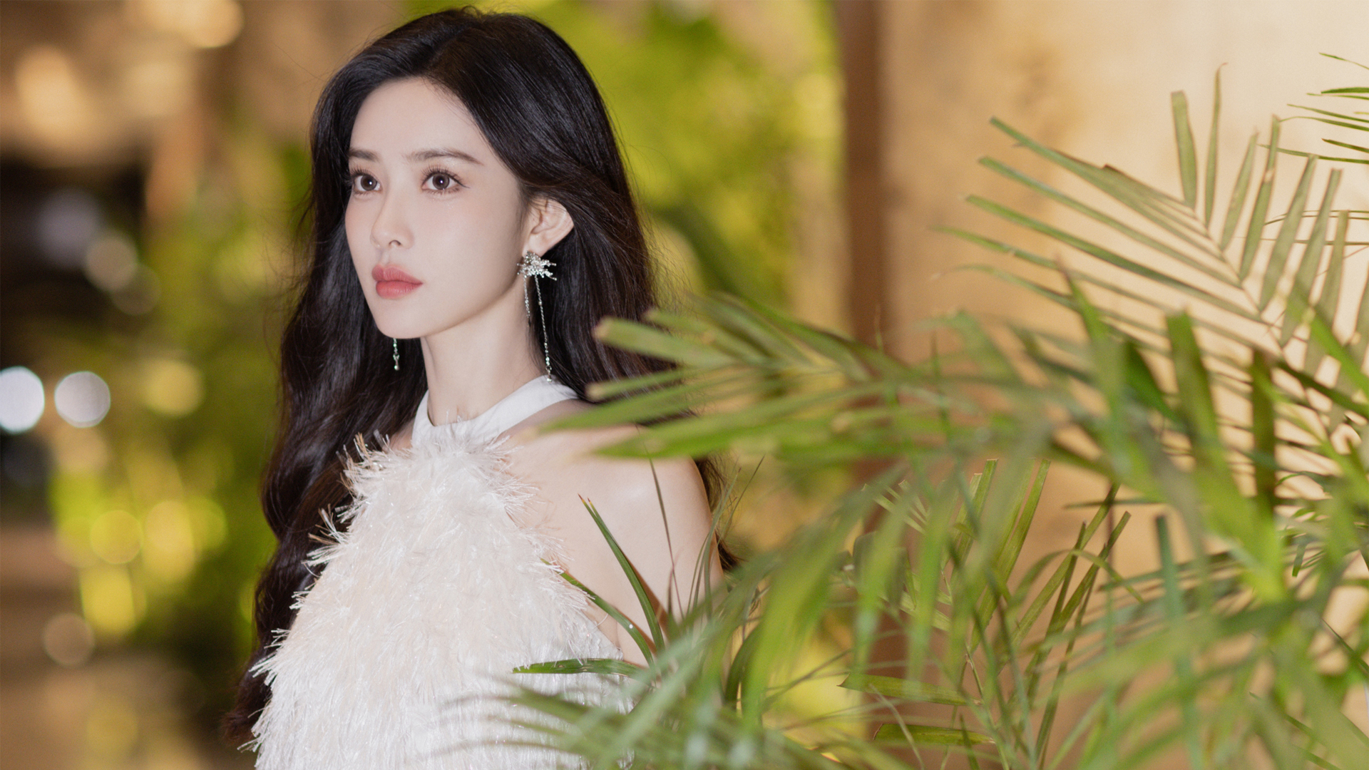 孟子义绝美壁纸，高清美女电脑背景图，免费下载！