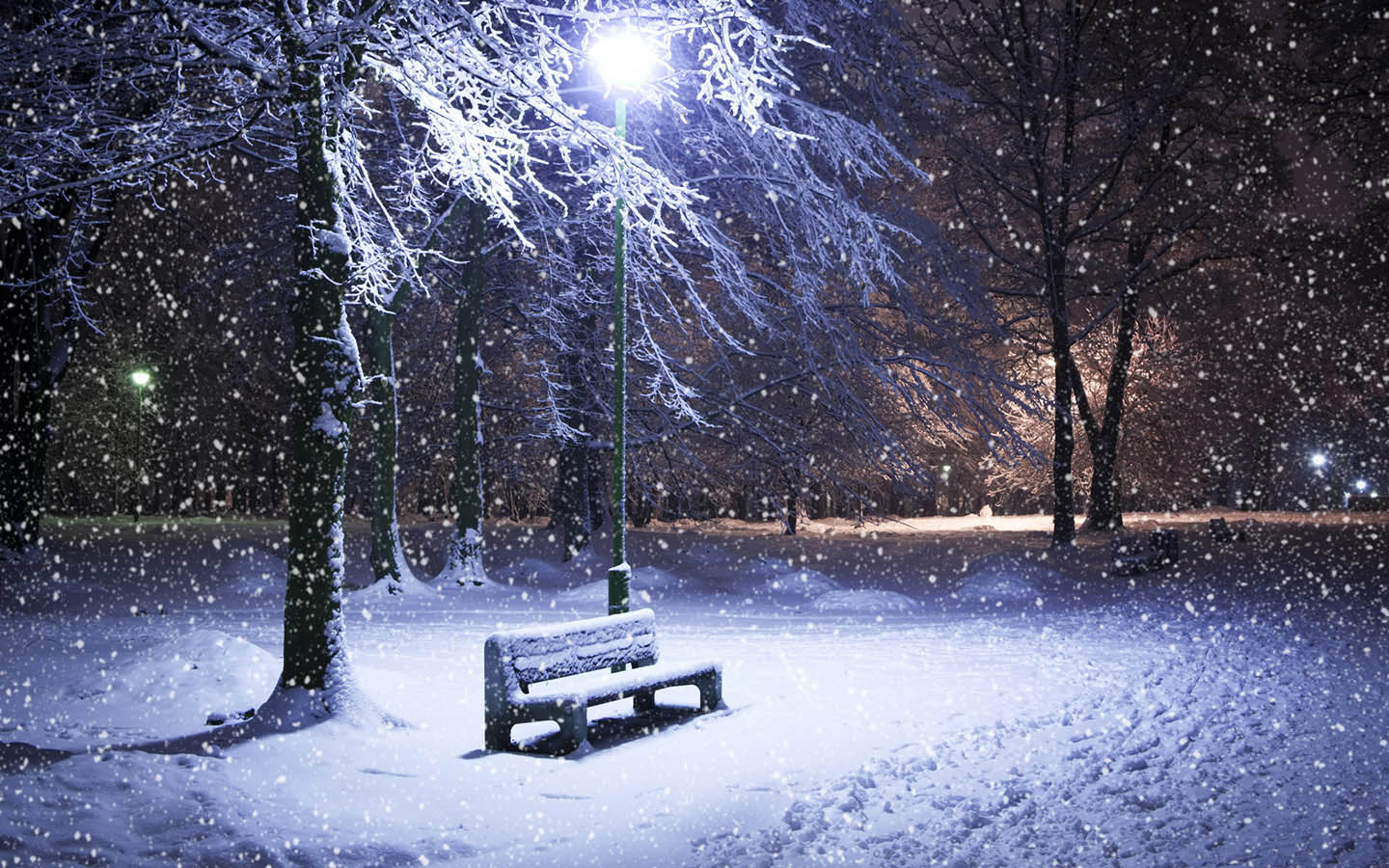 免费下载雪景桌面壁纸，绝美风光，装点你的电脑桌面！
