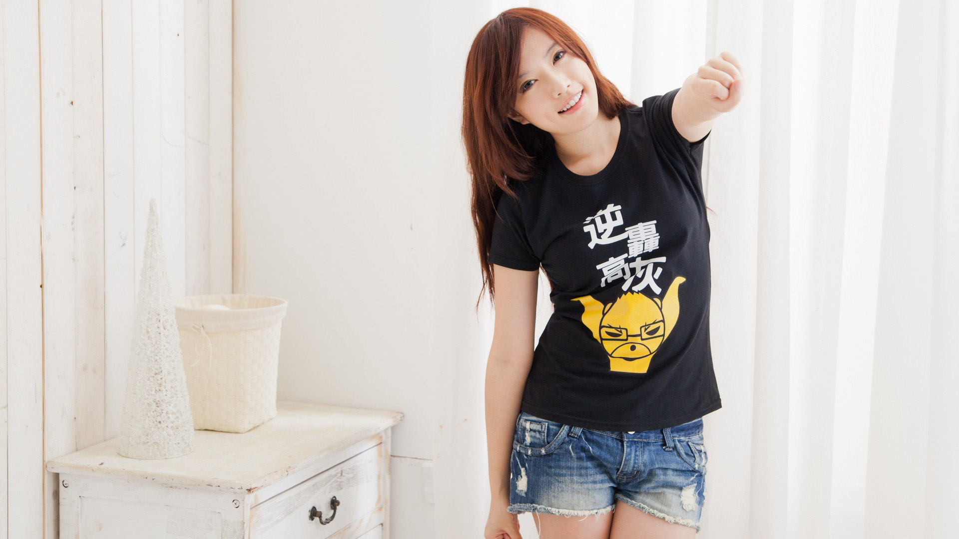 牛仔短袜，时尚可爱，90后女生桌面壁纸