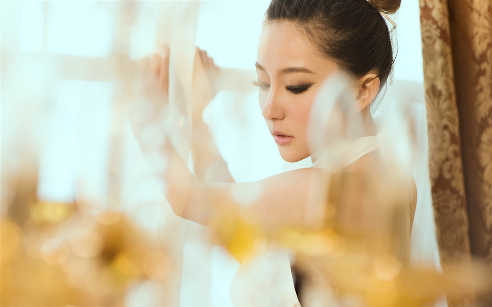 美女壁纸大赏，高清桌面背景图片免费下载