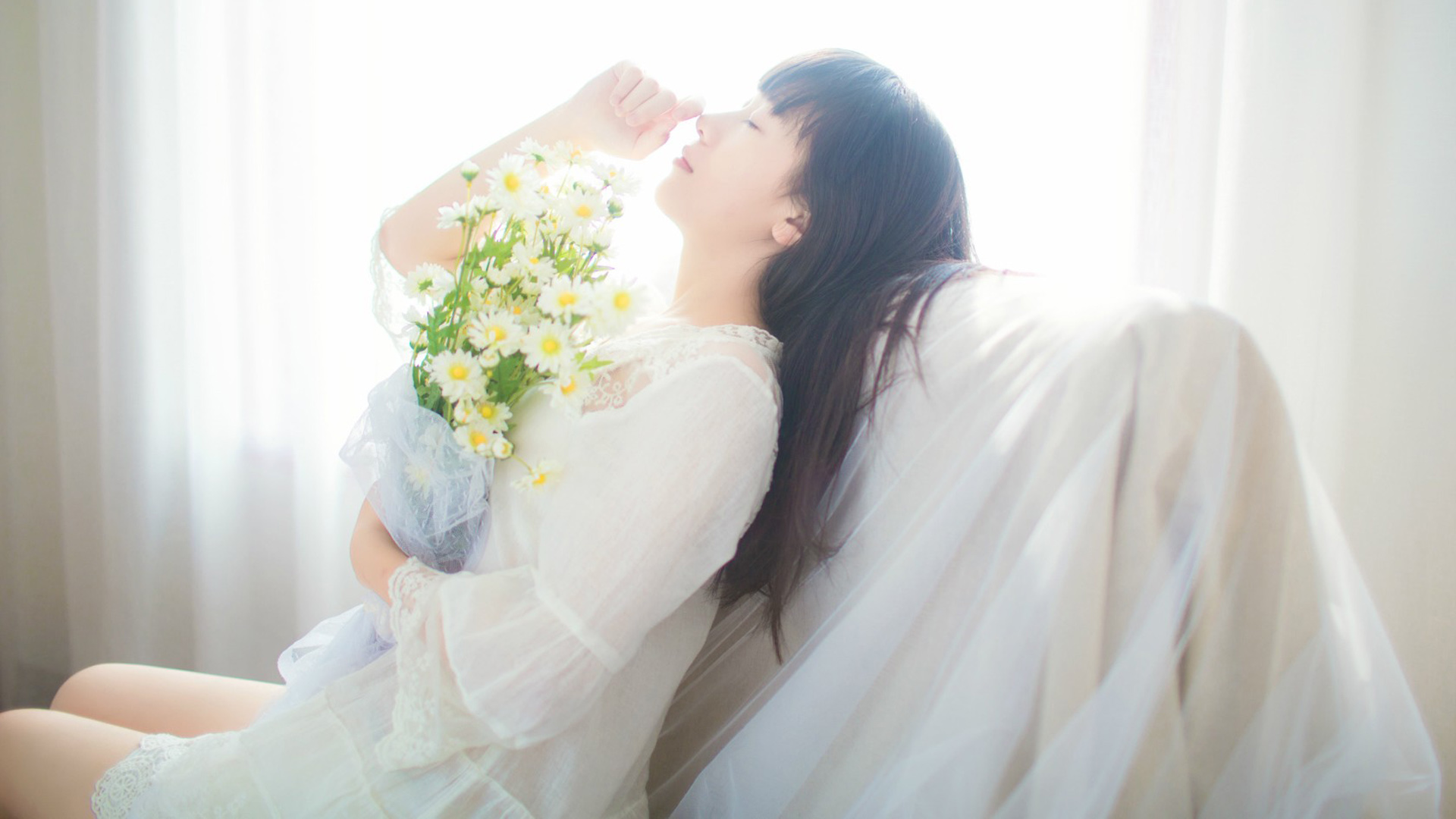 唯美女生壁纸，丢了梦，花影中的小清新文艺之美，免费下载