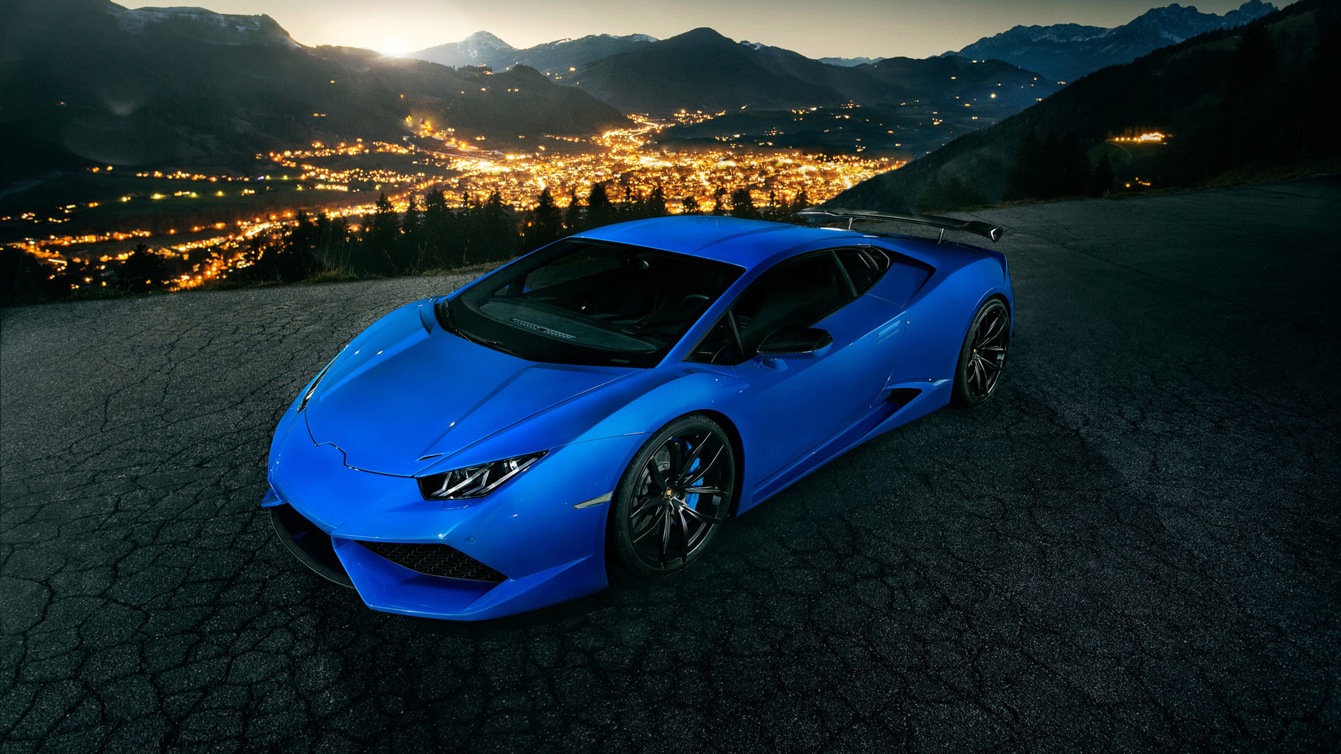 兰博基尼NOVITEC torado蓝色乌拉坎高清桌面壁纸，免费汽车电脑壁纸下载