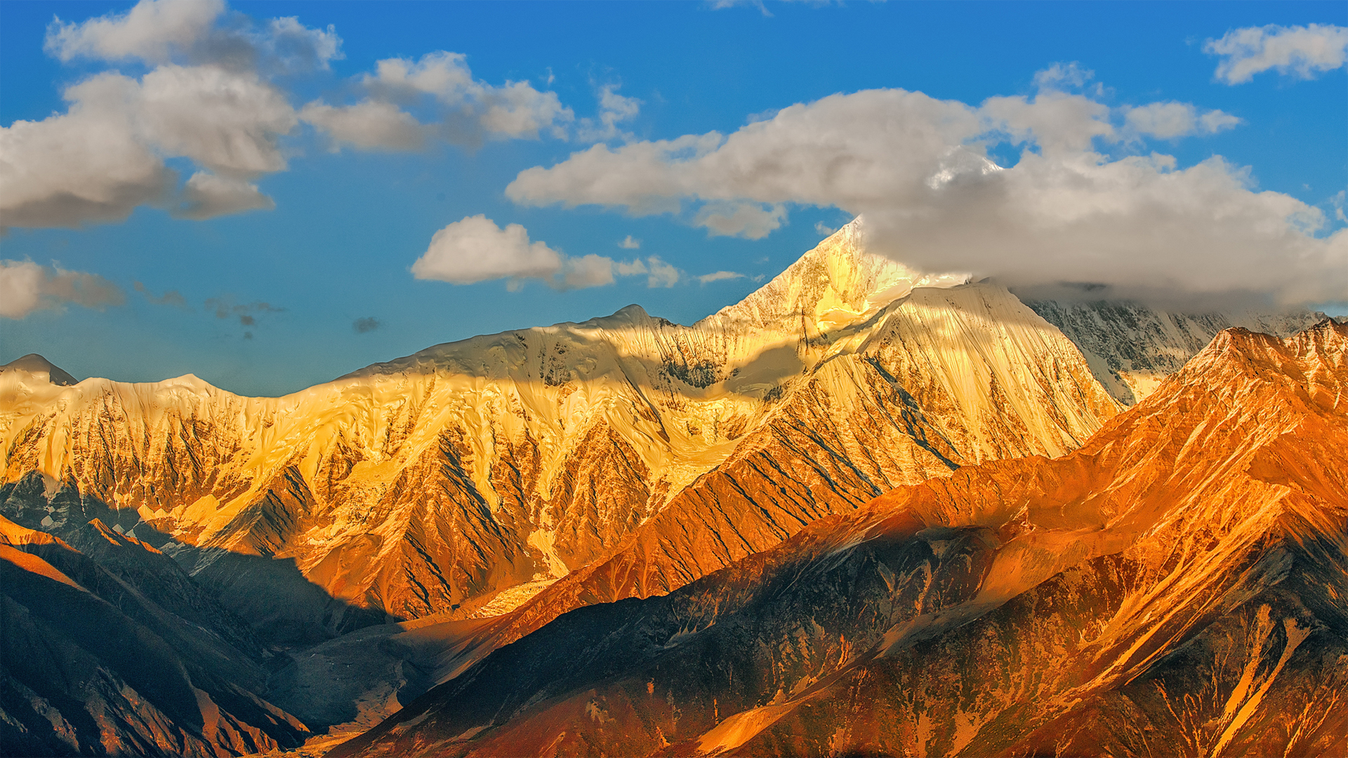 日照金山风景桌面壁纸
