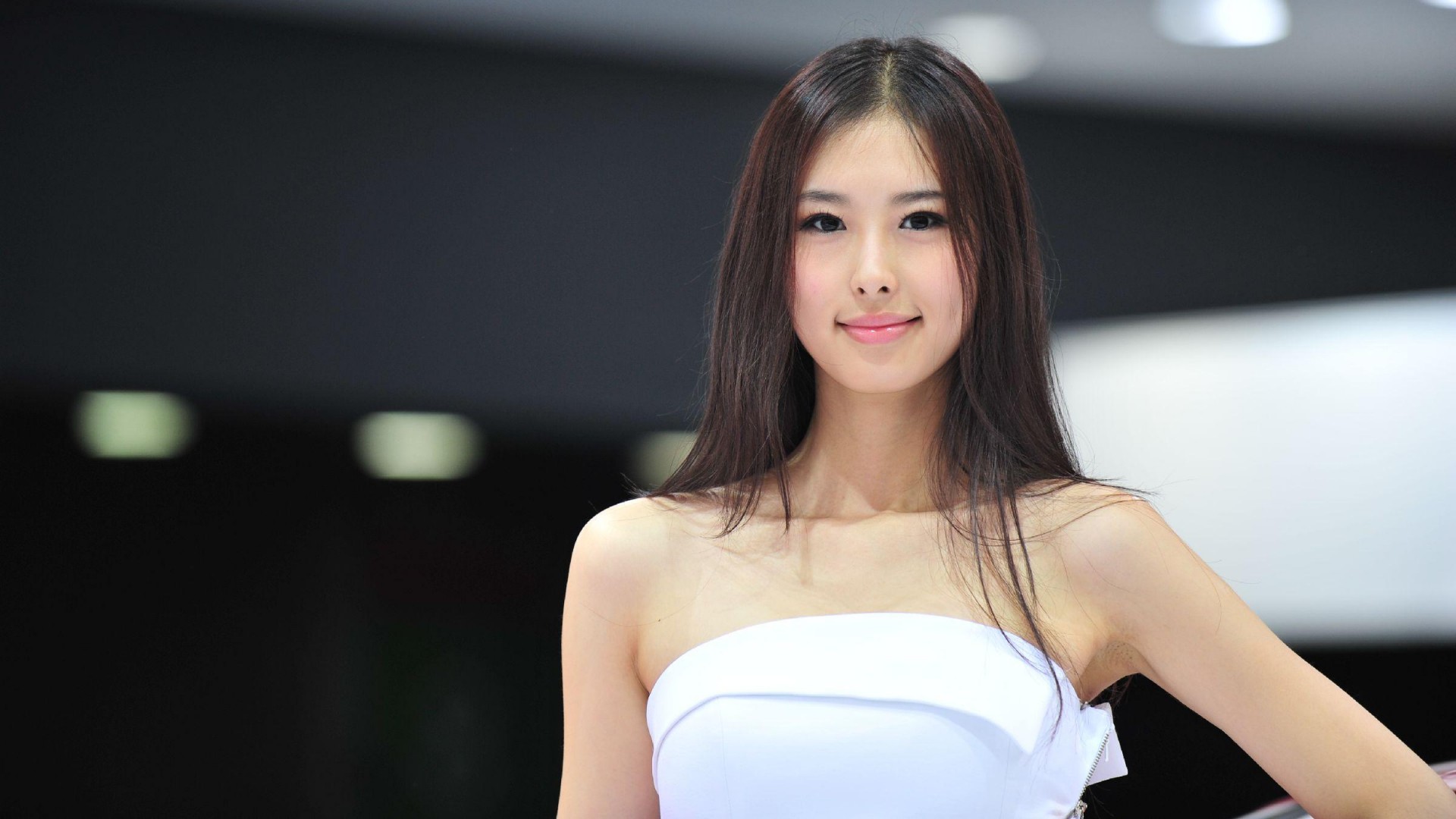 高清美女壁纸，兽兽图片精选，免费电脑壁纸下载