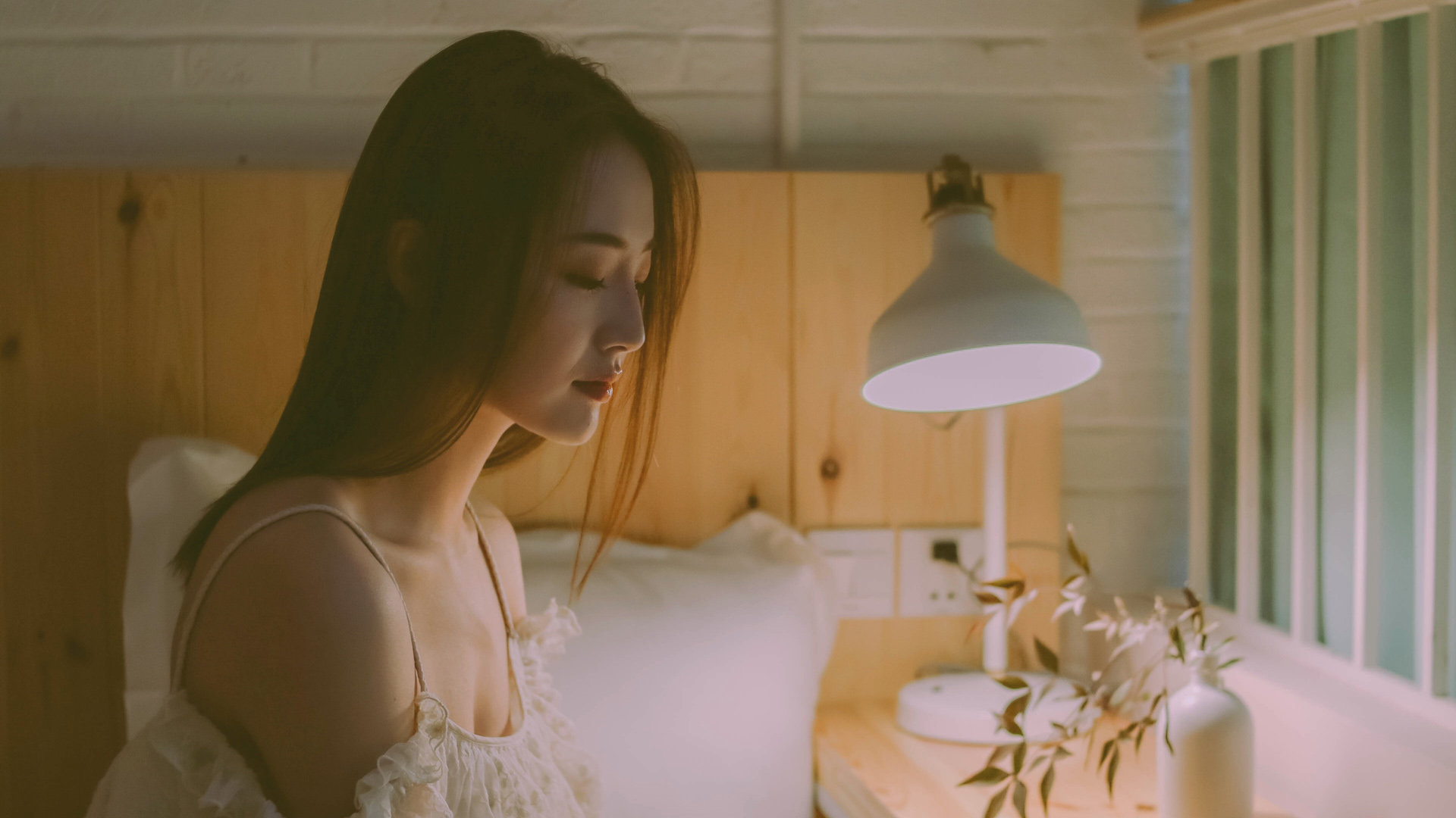 妮妮小屋摄影，精选2K美女桌面壁纸，免费下载高清电脑壁纸