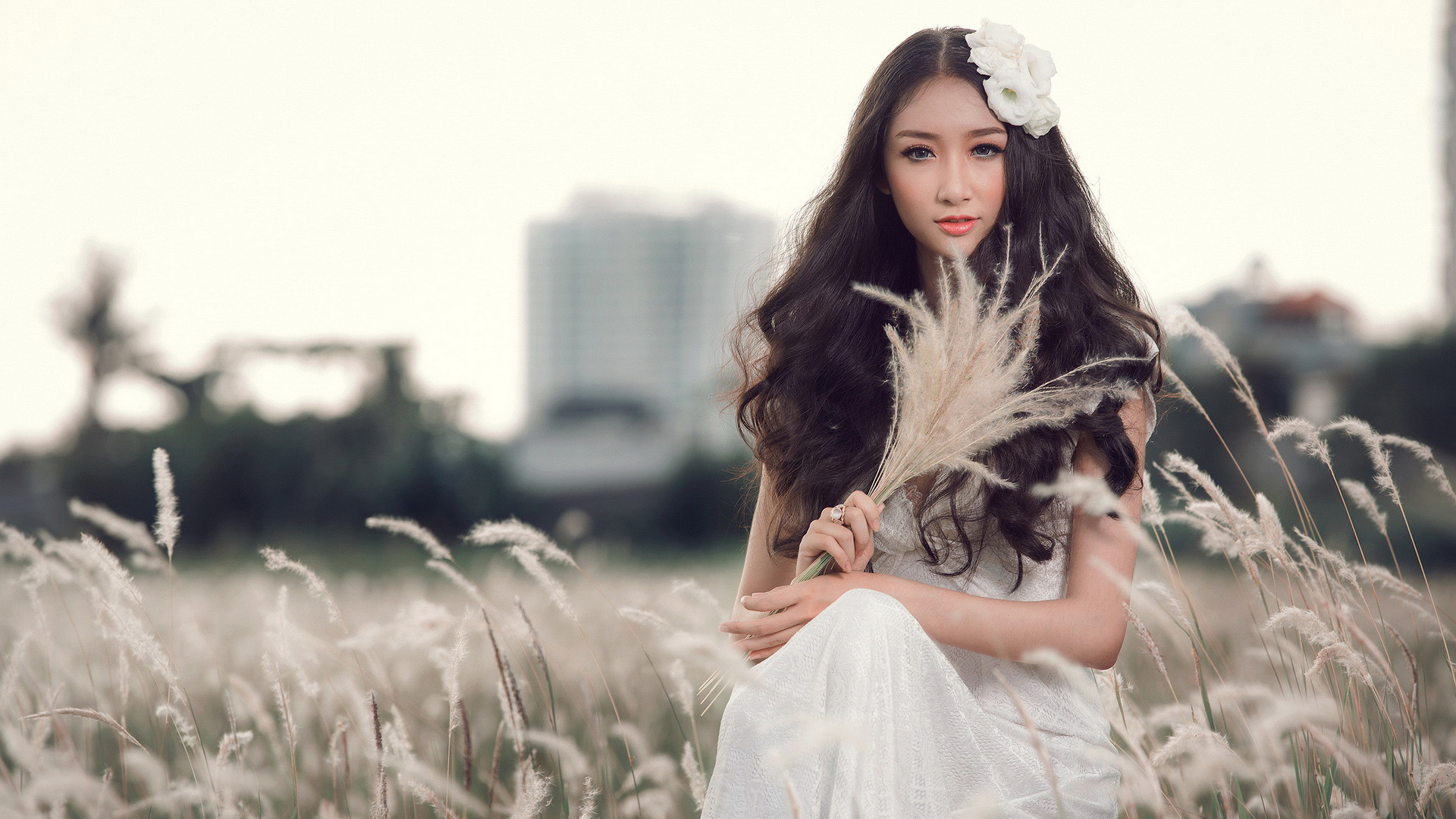 美女与大自然，精选唯美女孩桌面壁纸，免费电脑壁纸下载