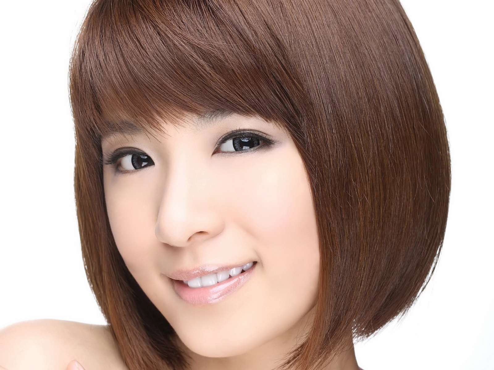 美女发型头像壁纸，精选高清桌面背景，免费下载