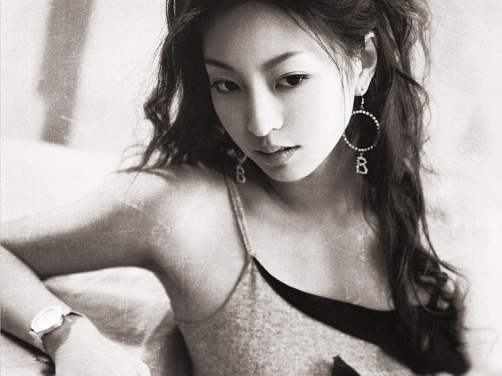 气质美女精选壁纸，免费电脑桌面背景下载