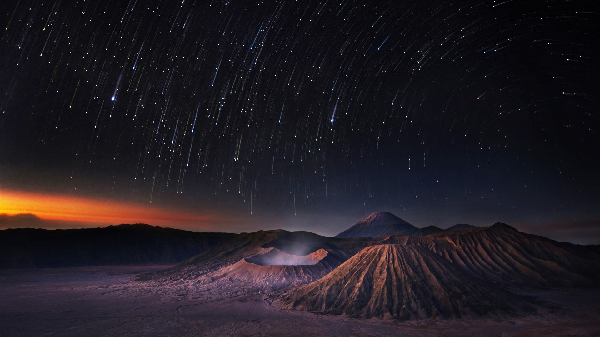 宇宙之夜，山巅星空流星壁纸，免费下载绝美电脑桌面背景