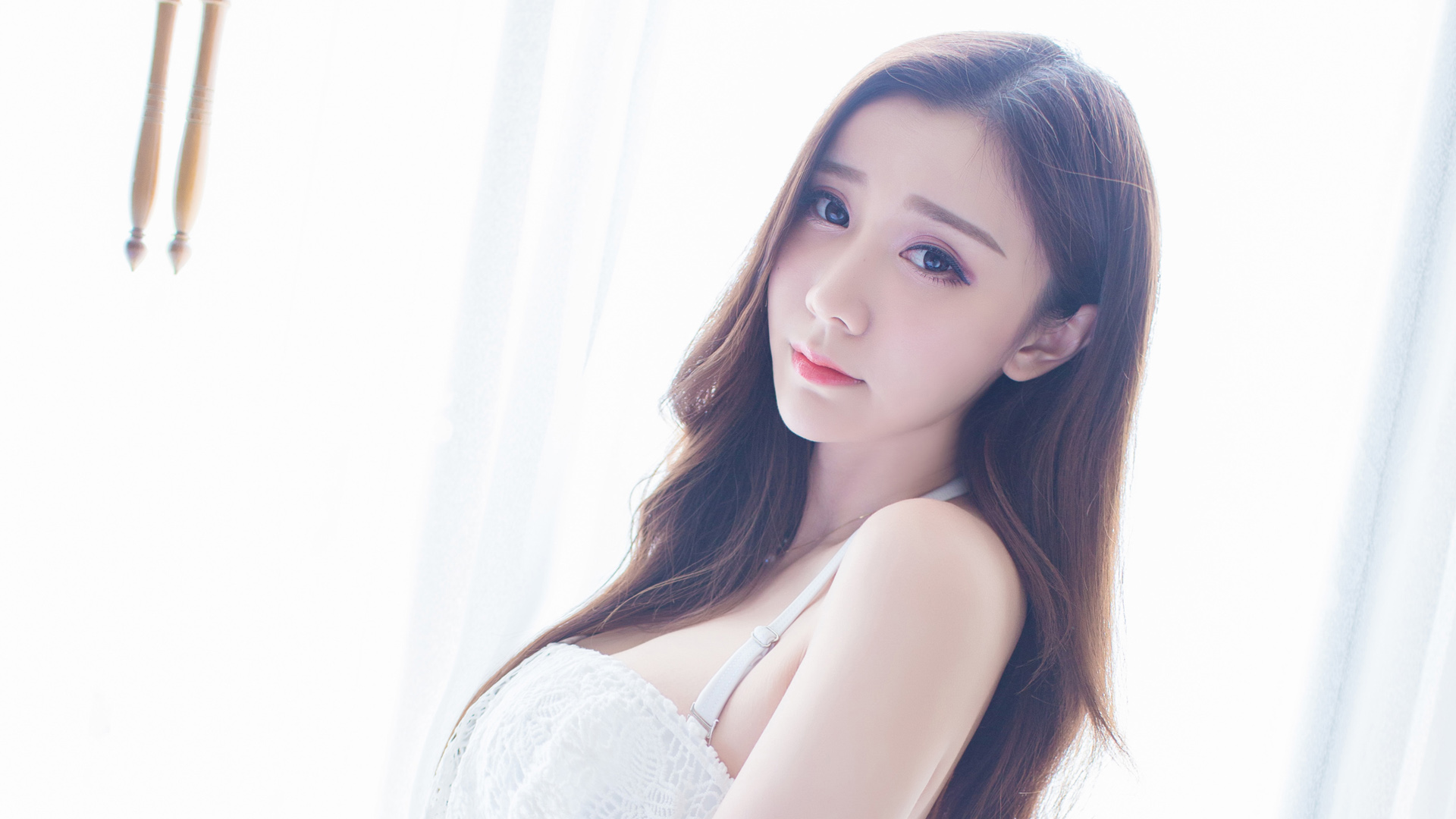 女神淼淼萌萌哒桌面壁纸