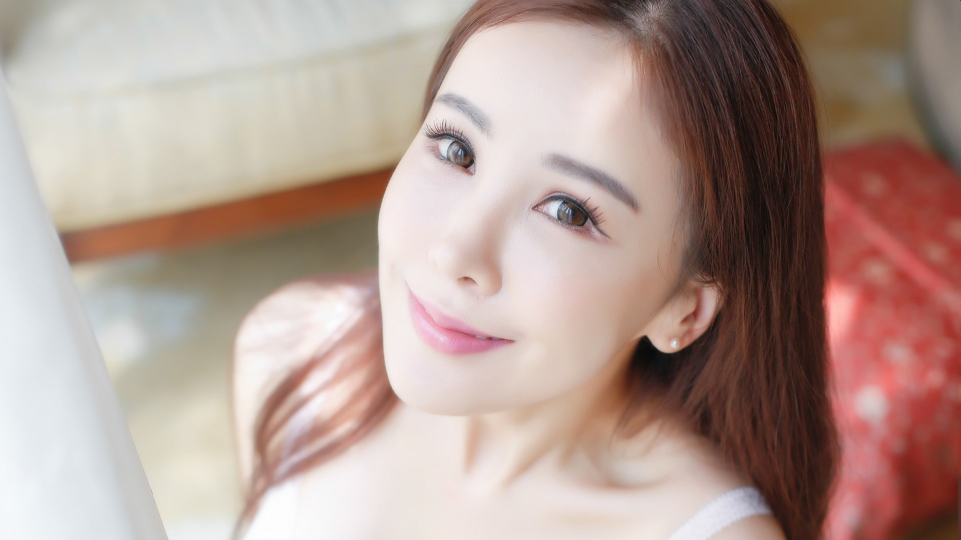 吕婉柔内衣写真精选，绝美私房图片与高清桌面壁纸免费下载