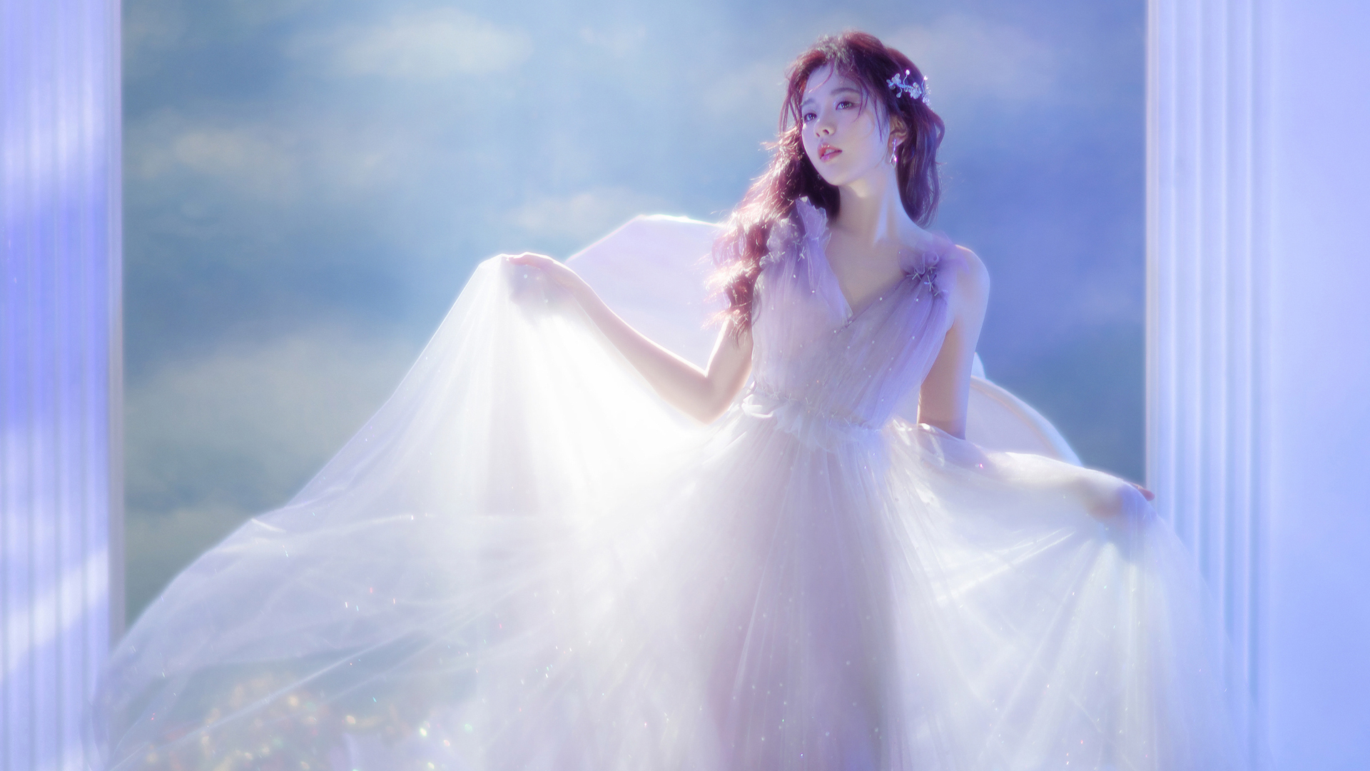 紫色唯美梦幻裙子美女彭十六壁纸