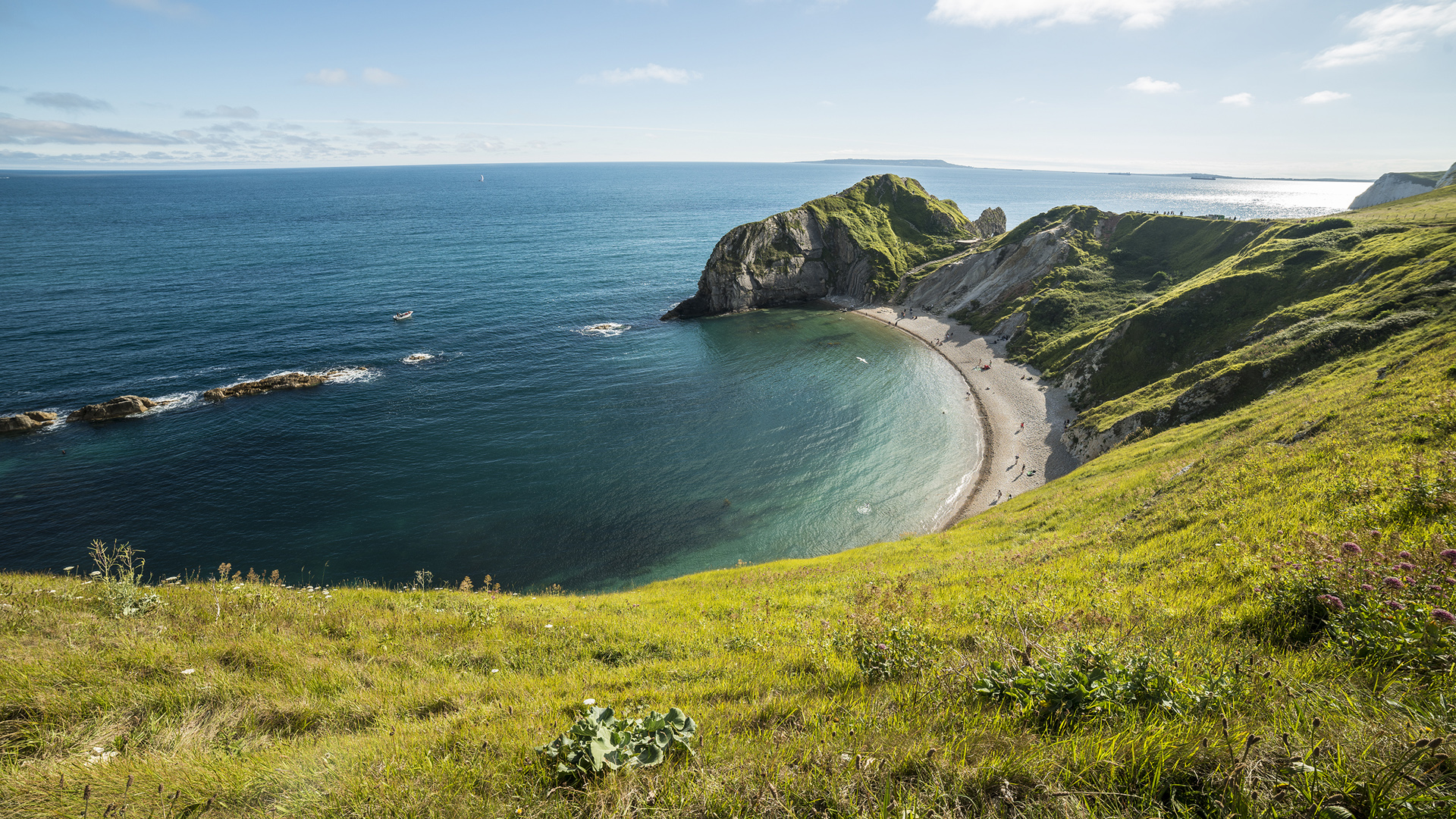 Dorset Durdle Door绝美海景，免费2K高清壁纸，一键下载装点你的电脑桌面