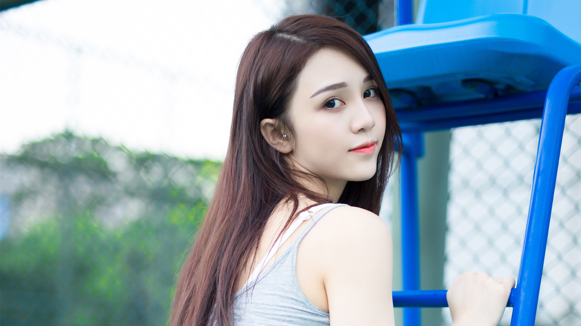 网球美女高清电脑壁纸，免费下载2K精美图片