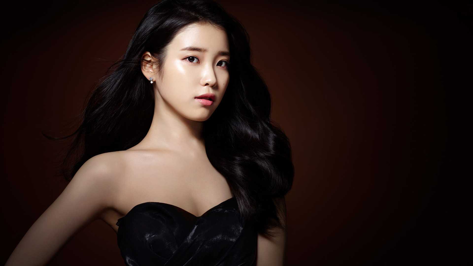 李智恩，性感美丽韩国美女写真，免费电脑壁纸下载欣赏