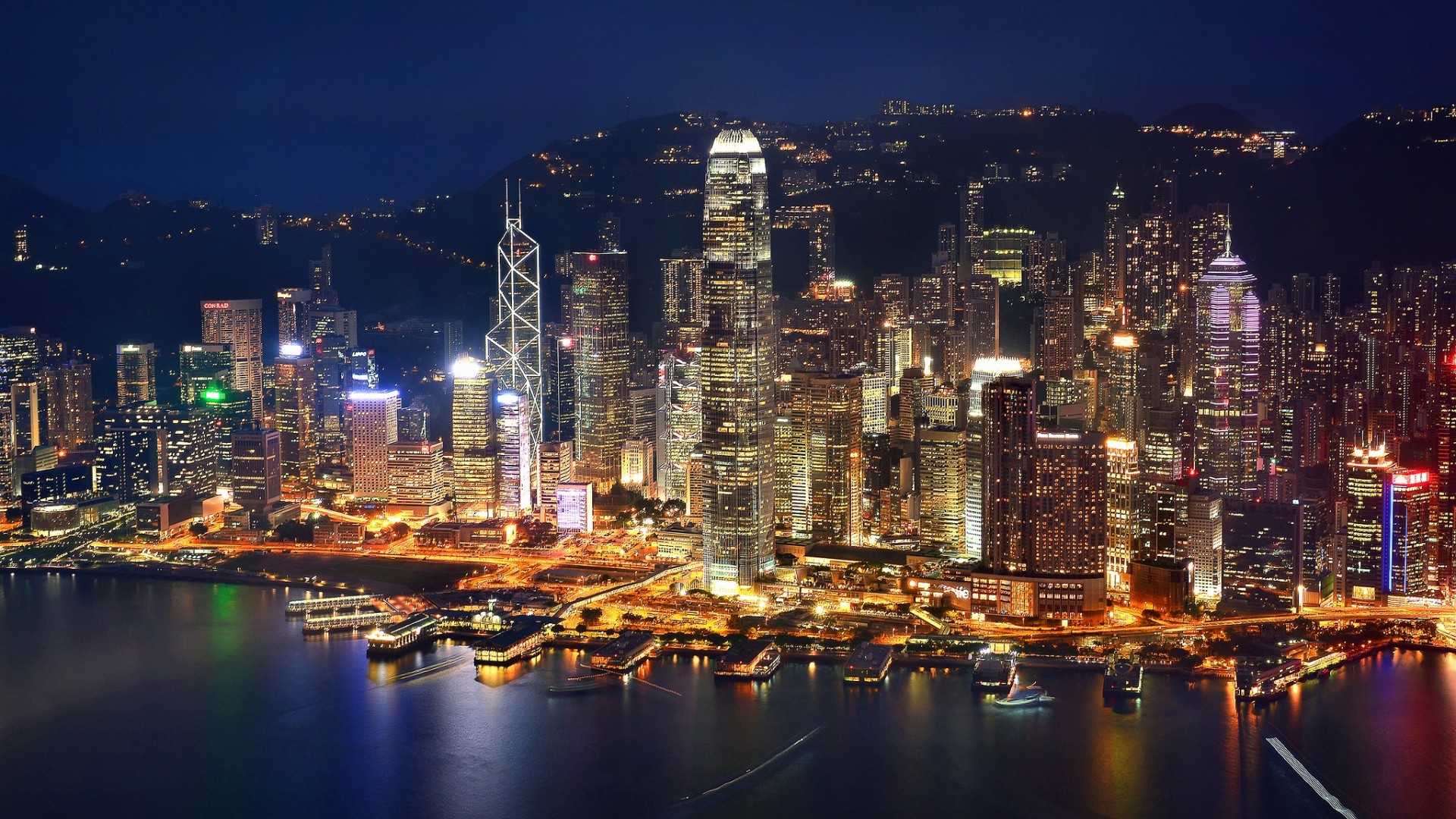 香港夜韵，绝美夜景壁纸，免费下载装点你的电脑桌面