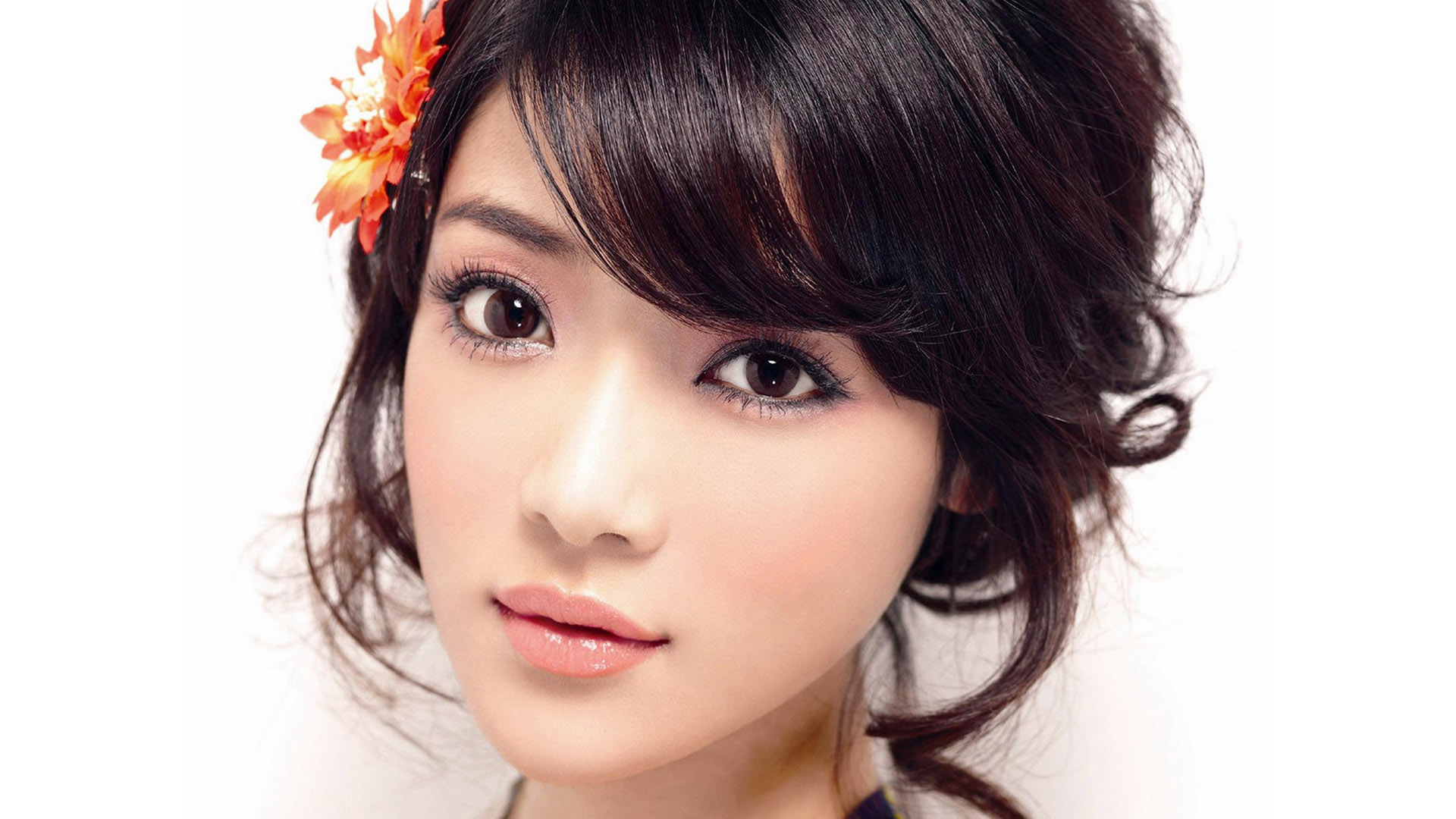 电脑桌面美女图片