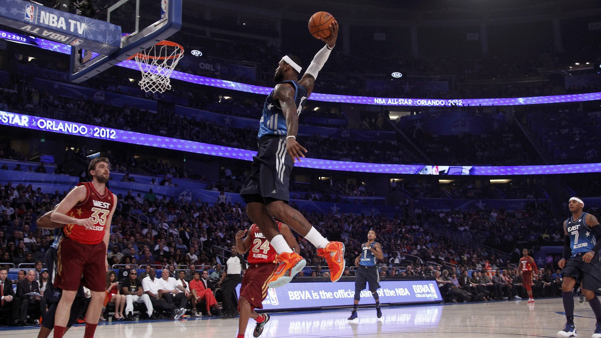 NBA,篮球,詹姆斯,灌篮桌面壁纸