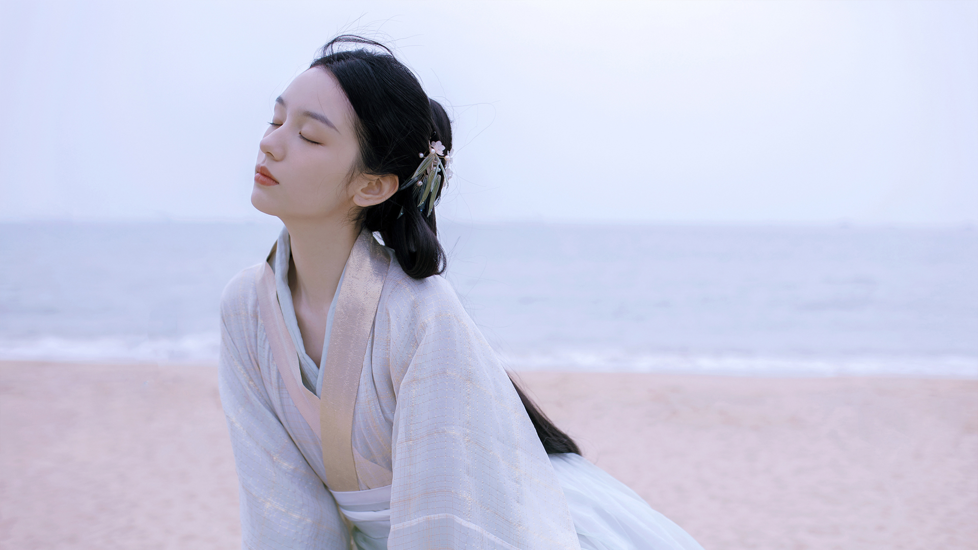 周也唯美古风壁纸