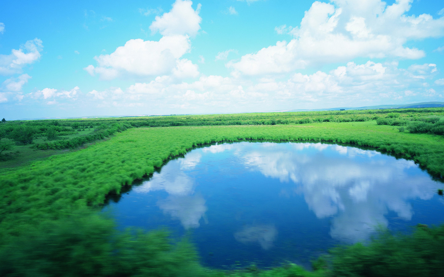 草原风景壁纸