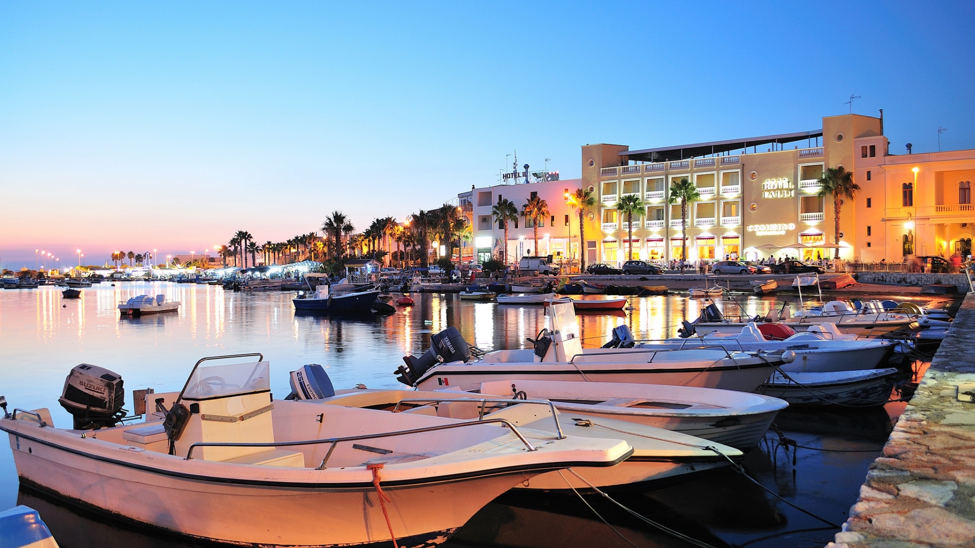 晚上,酒店,游艇,帆船,海湾,天空,棕榈树,意大利,风景壁纸