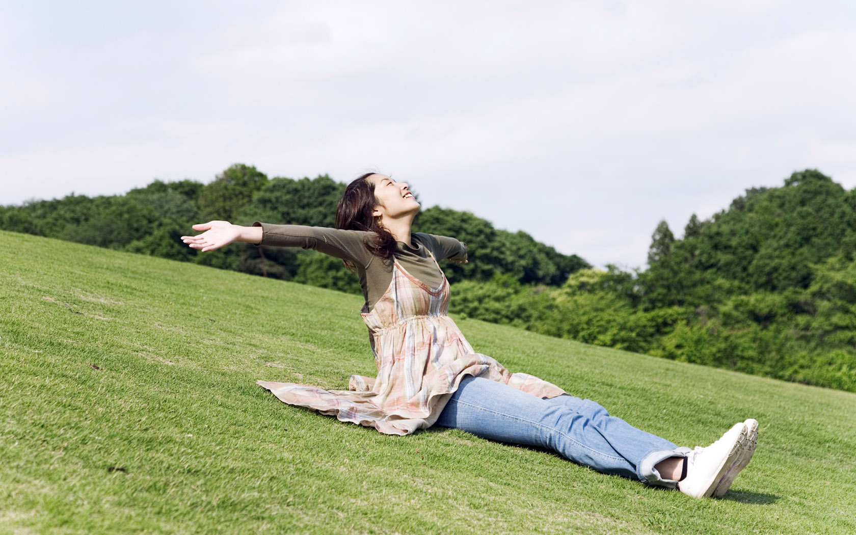 美女风景桌面壁纸