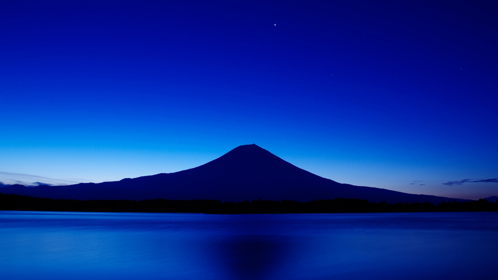 日本富士山夜空星辉，绝美壁纸，免费下载装点你的电脑桌面