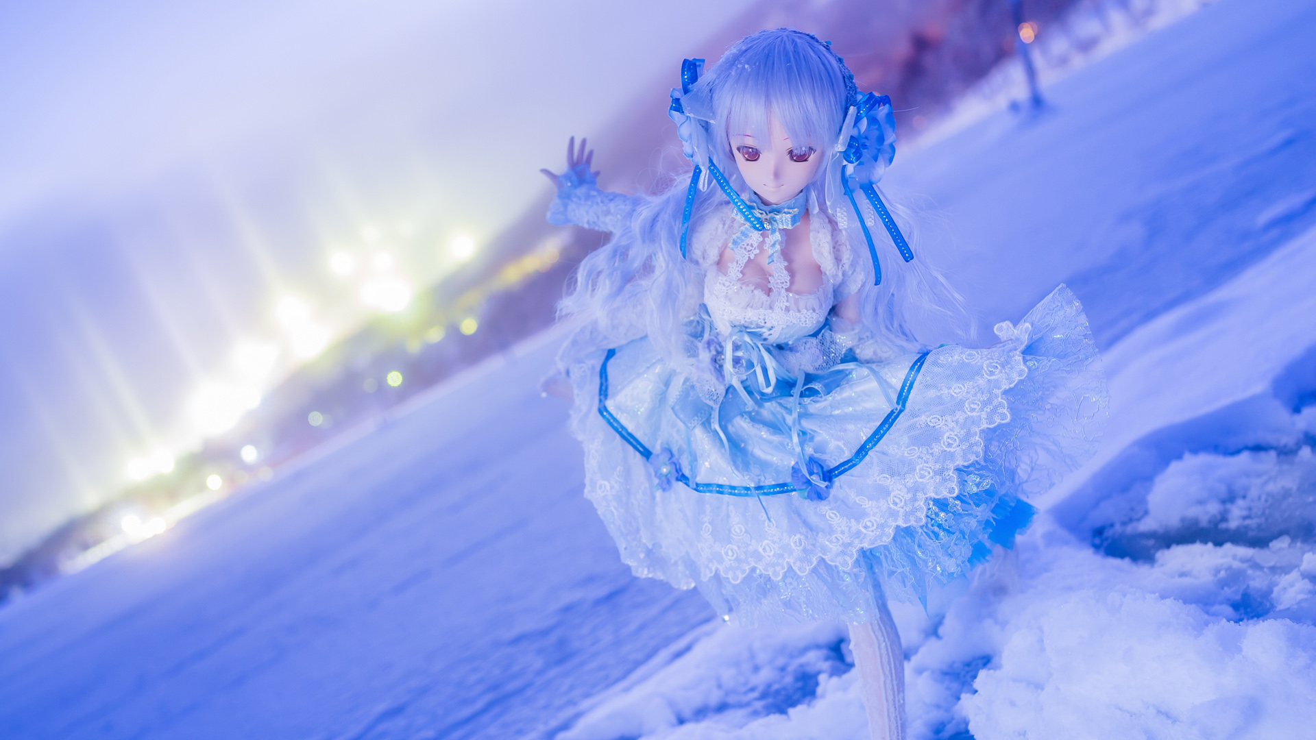 芭比娃娃女神，冬日雪心情，可爱美少女桌面壁纸，免费下载！