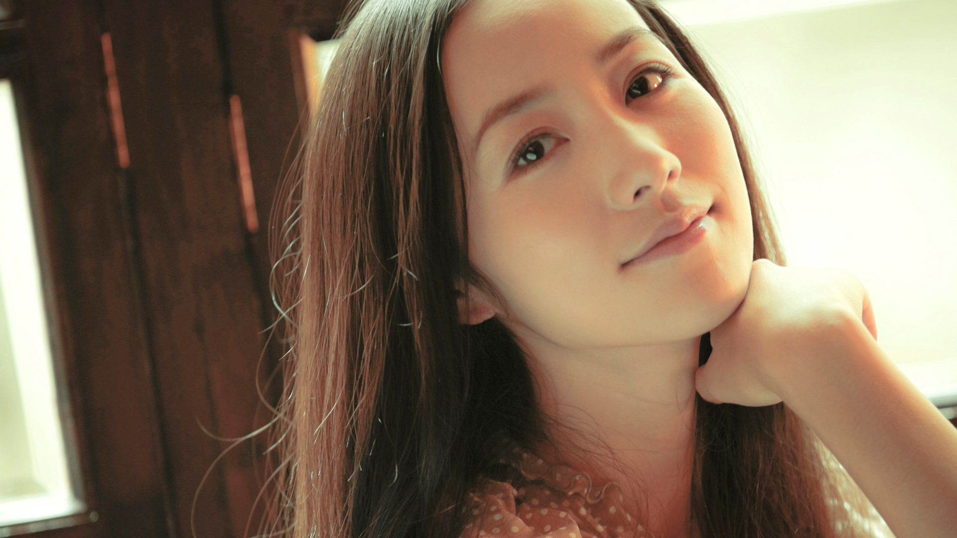 韩雪，清纯美女演员、女歌手，精选壁纸免费下载，装点你的电脑桌面