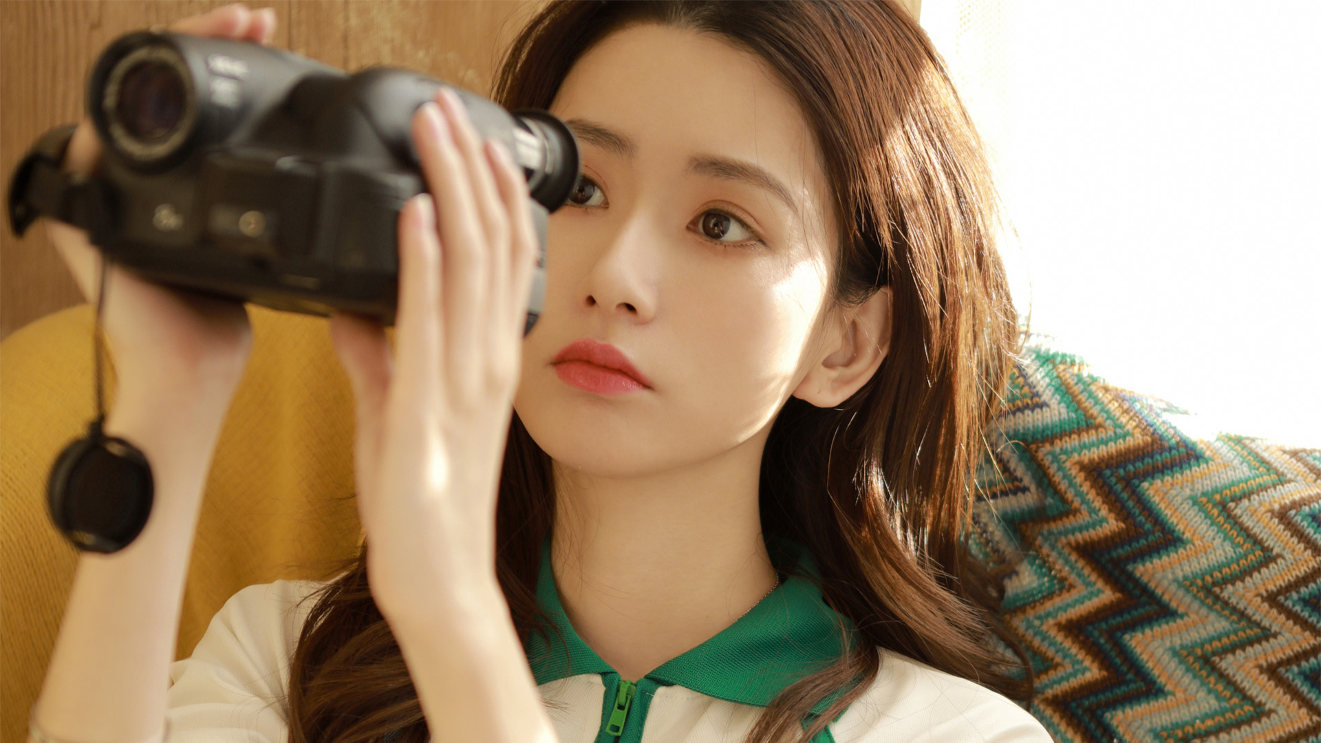美女相机，王秋紫精选壁纸，免费电脑壁纸一键下载