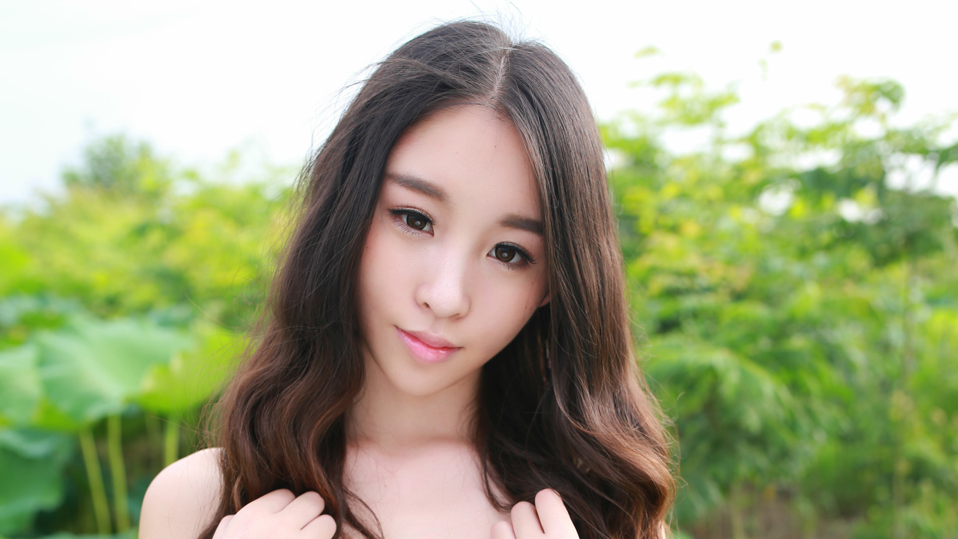 长发美女梓萱Crystal，精选桌面壁纸，免费电脑壁纸下载