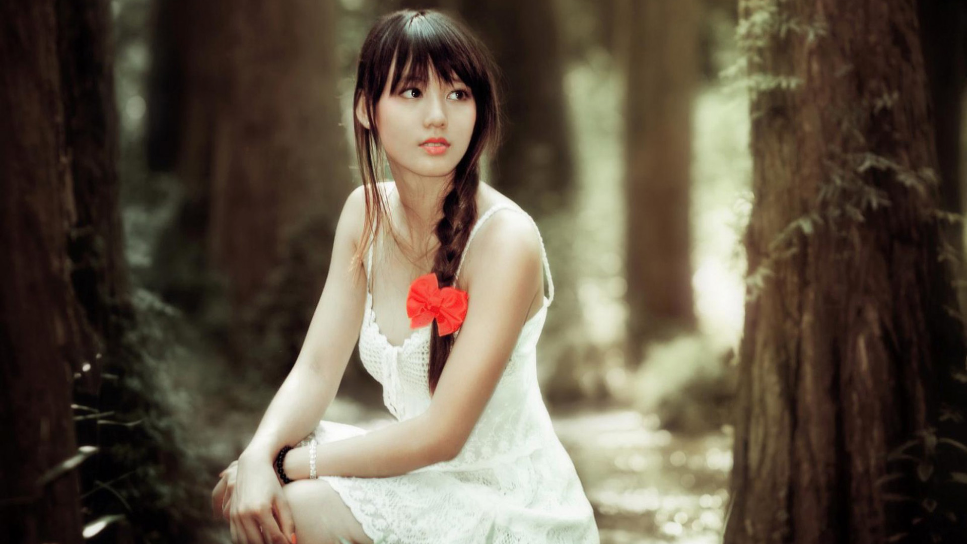 森林中的精灵,唯美清纯美女壁纸