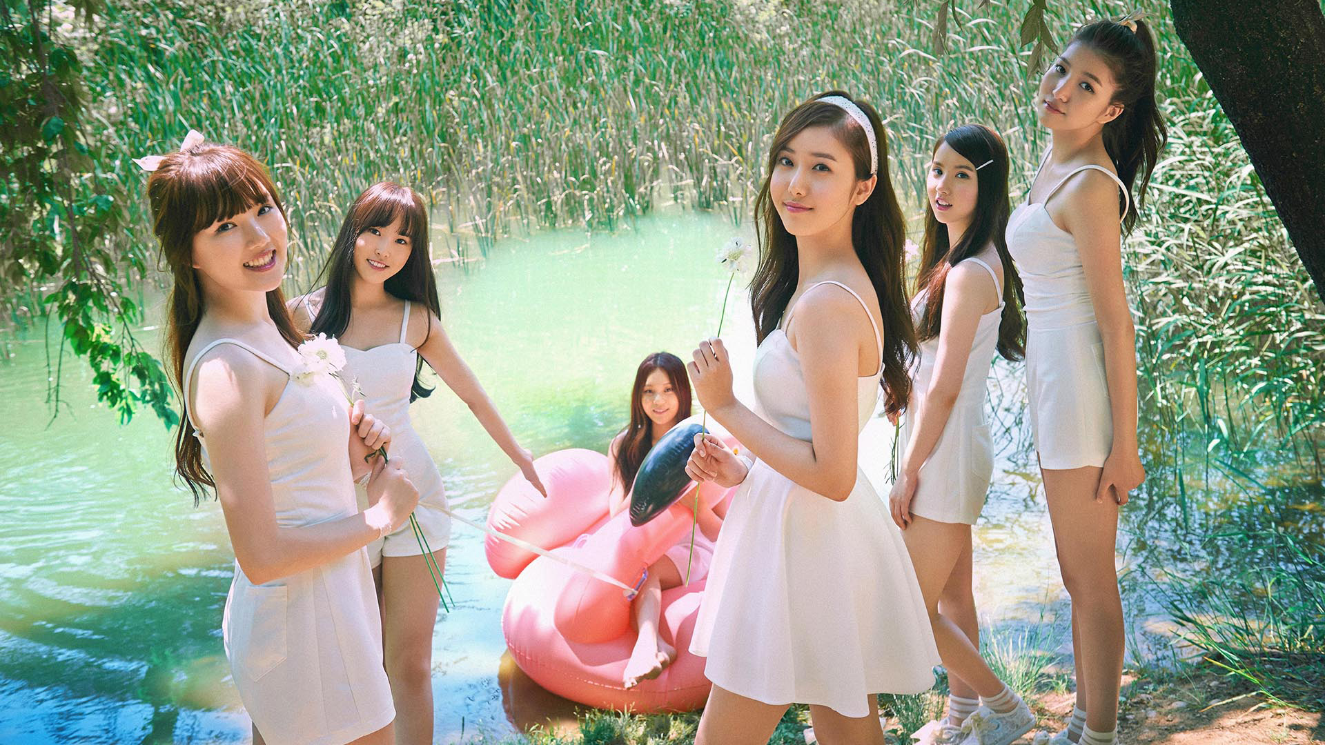 GFriend美女组合，金素晶、郑艺琳等清新甜美壁纸，免费电脑壁纸下载