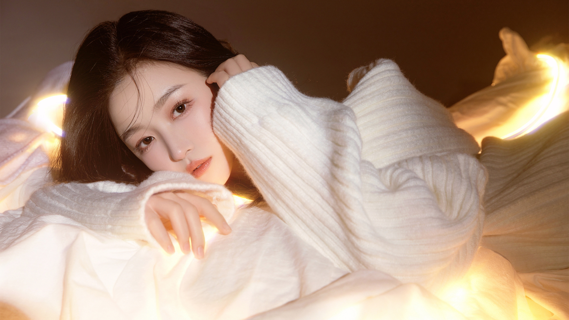曹婉瑾绝美壁纸，免费电脑壁纸高清下载，一键获取！