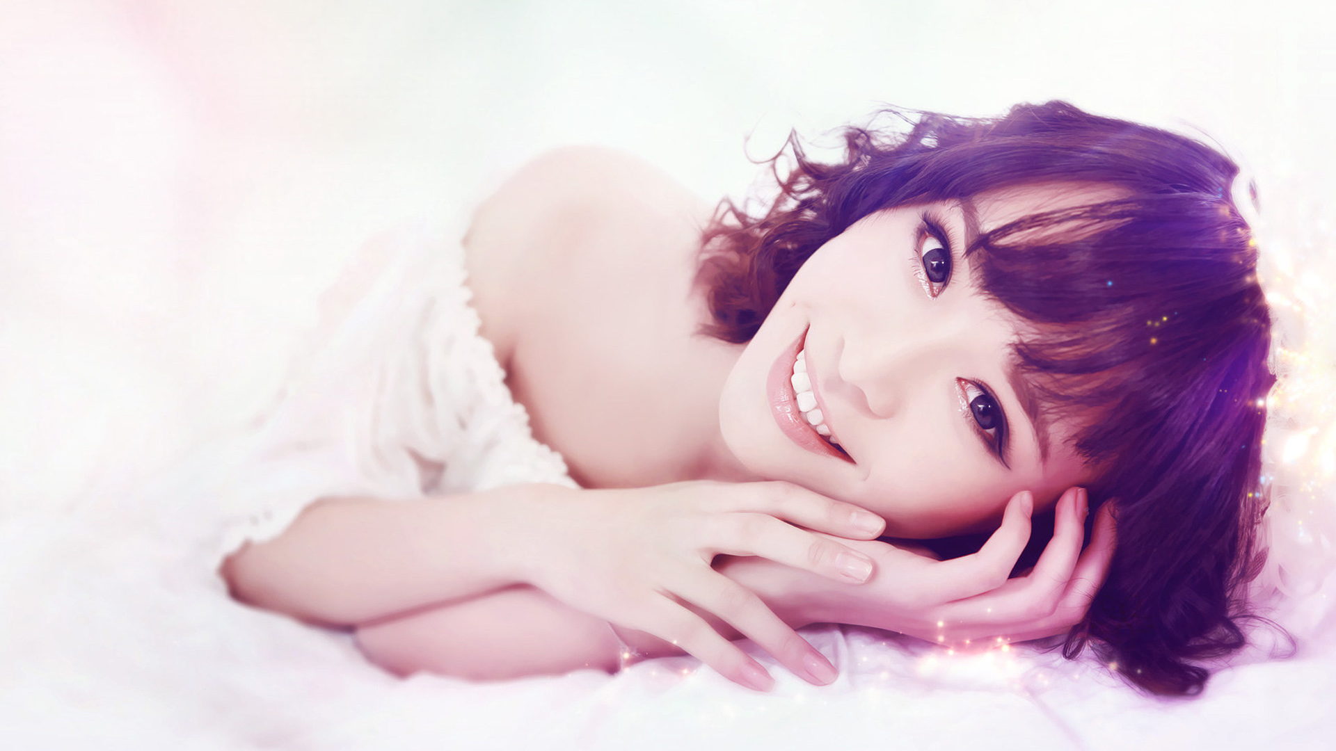 甜美淇少美女壁纸，免费高清电脑桌面背景下载