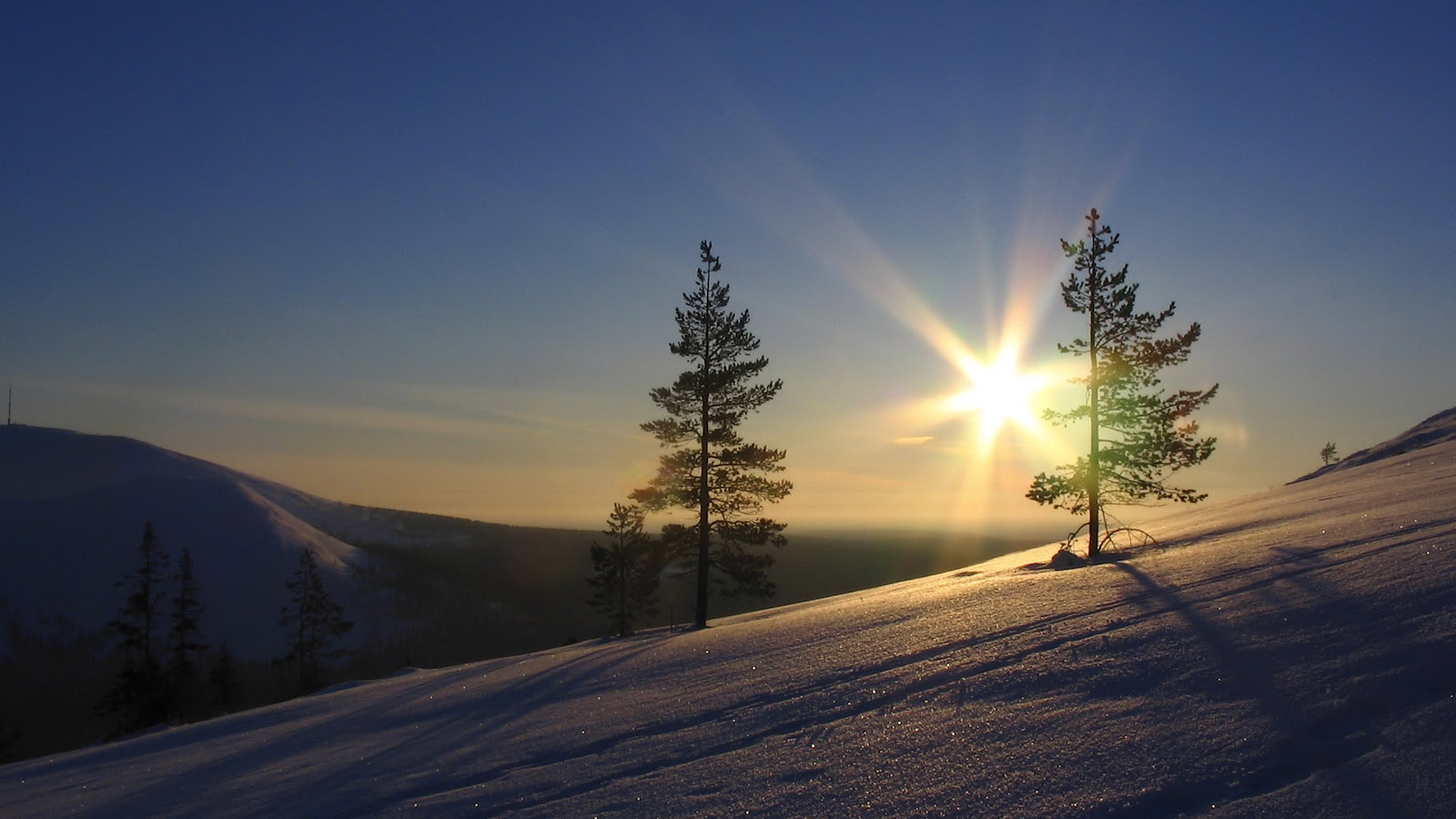 雪山风光桌面壁纸