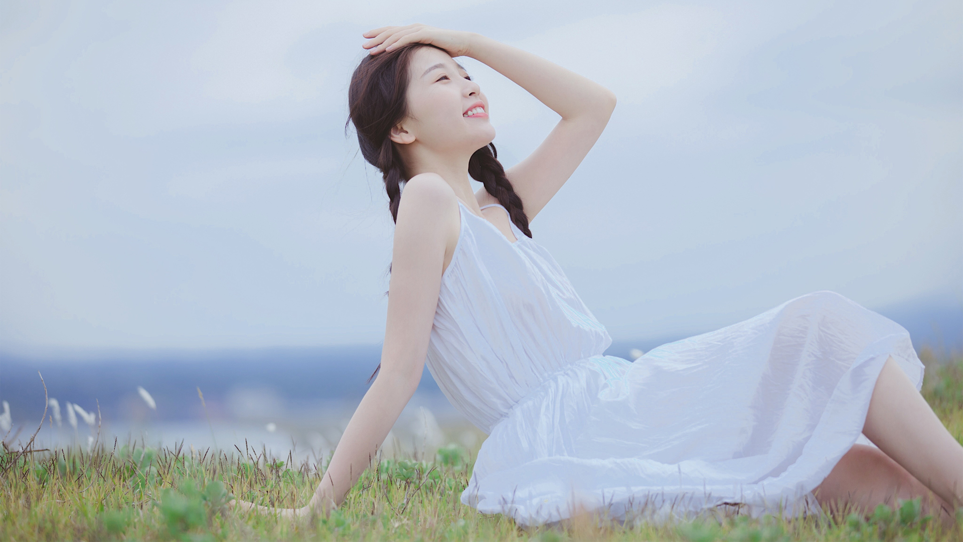 虞书欣户外清新写真，精选美女壁纸，免费下载电脑桌面背景