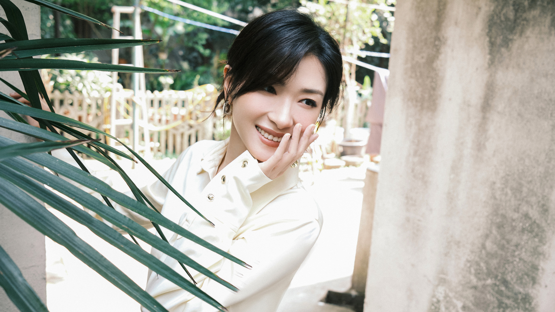 美女壁纸下载，免费获取万茜电脑壁纸