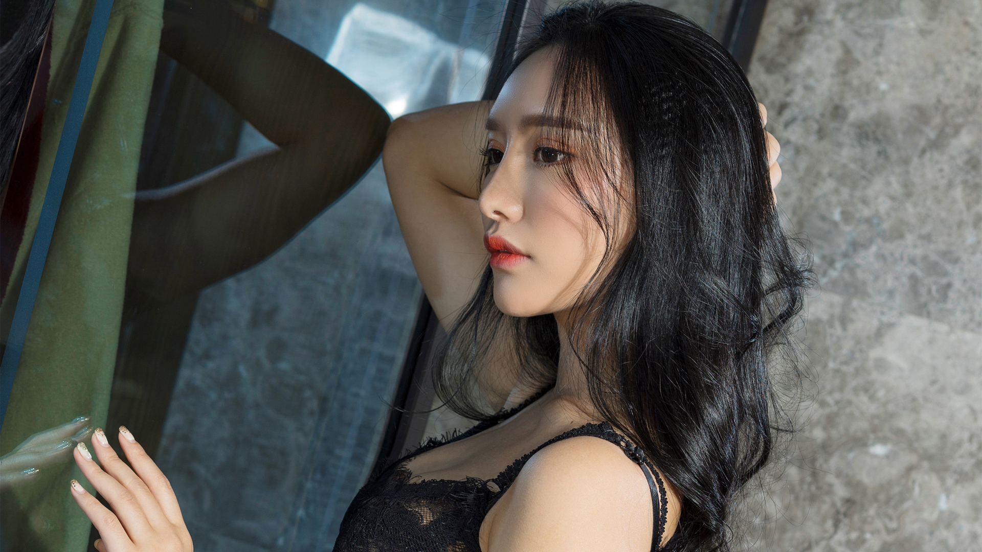 克拉女神侧颜美女小西高清壁纸