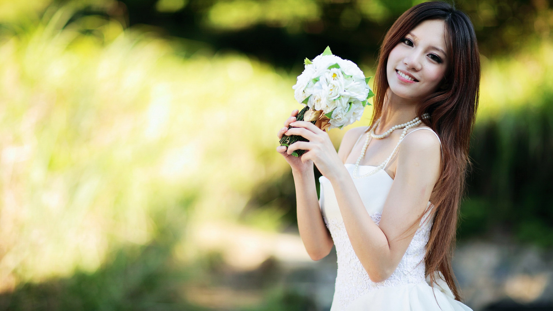 婚纱美女桌面背景图片