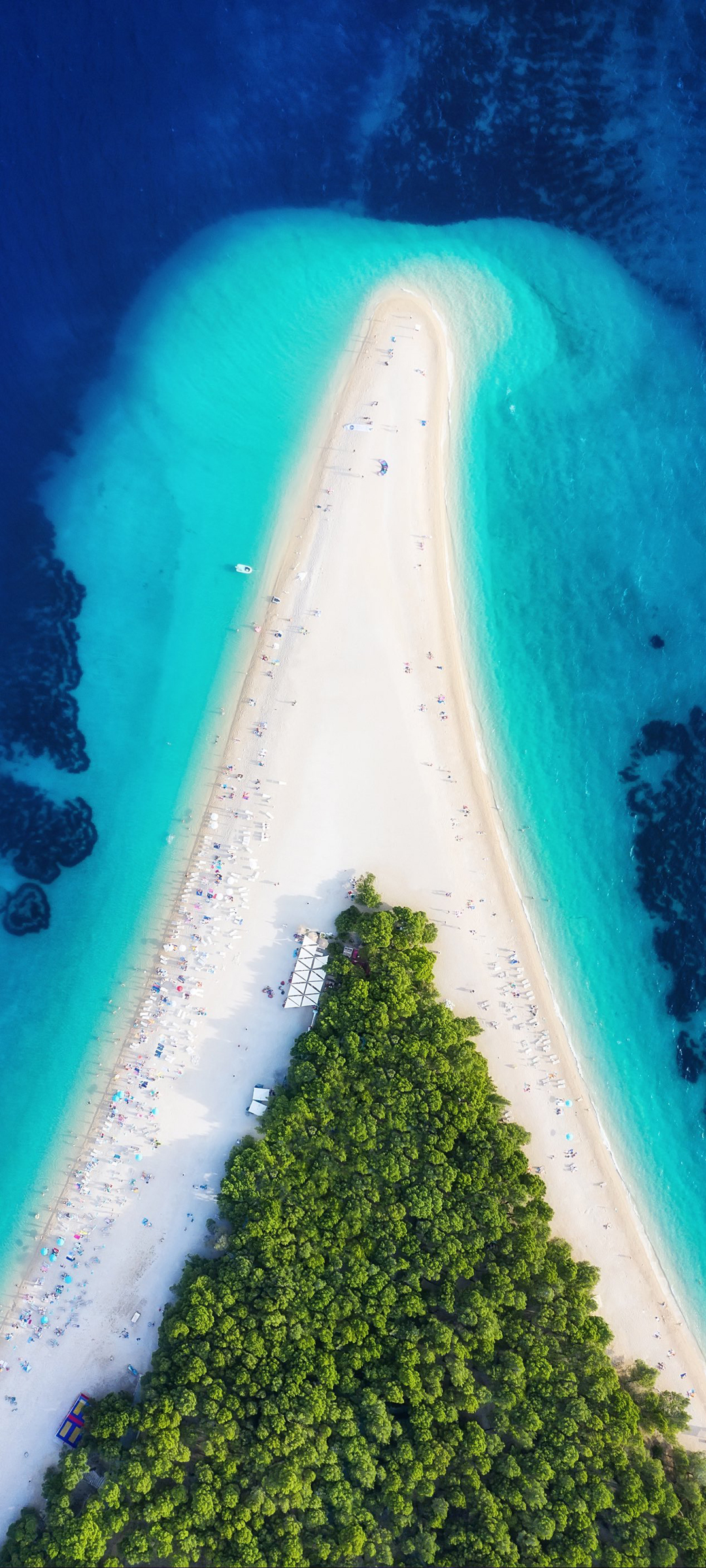 三角形海滩树林大海美景，高清手机壁纸，免费下载