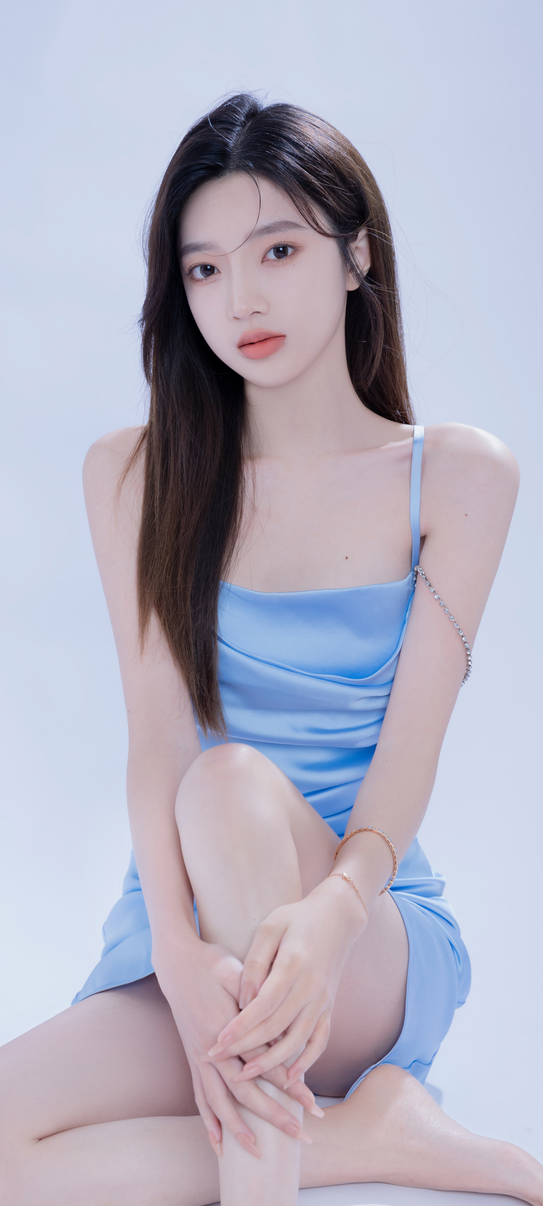 宋仁何美女高清壁纸，免费手机壁纸下载，一键获取
