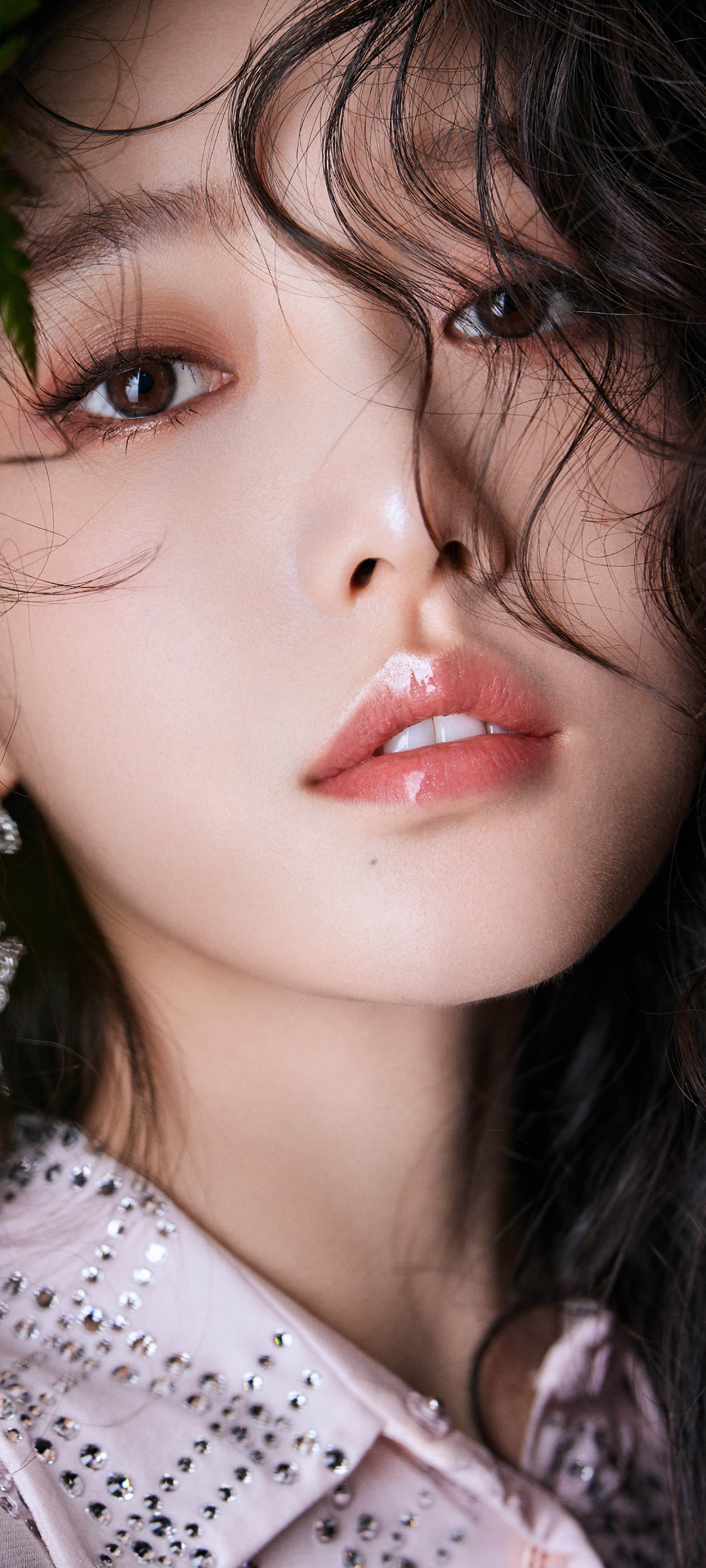 姜贞羽绝美壁纸，超清美女手机壁纸，免费下载！