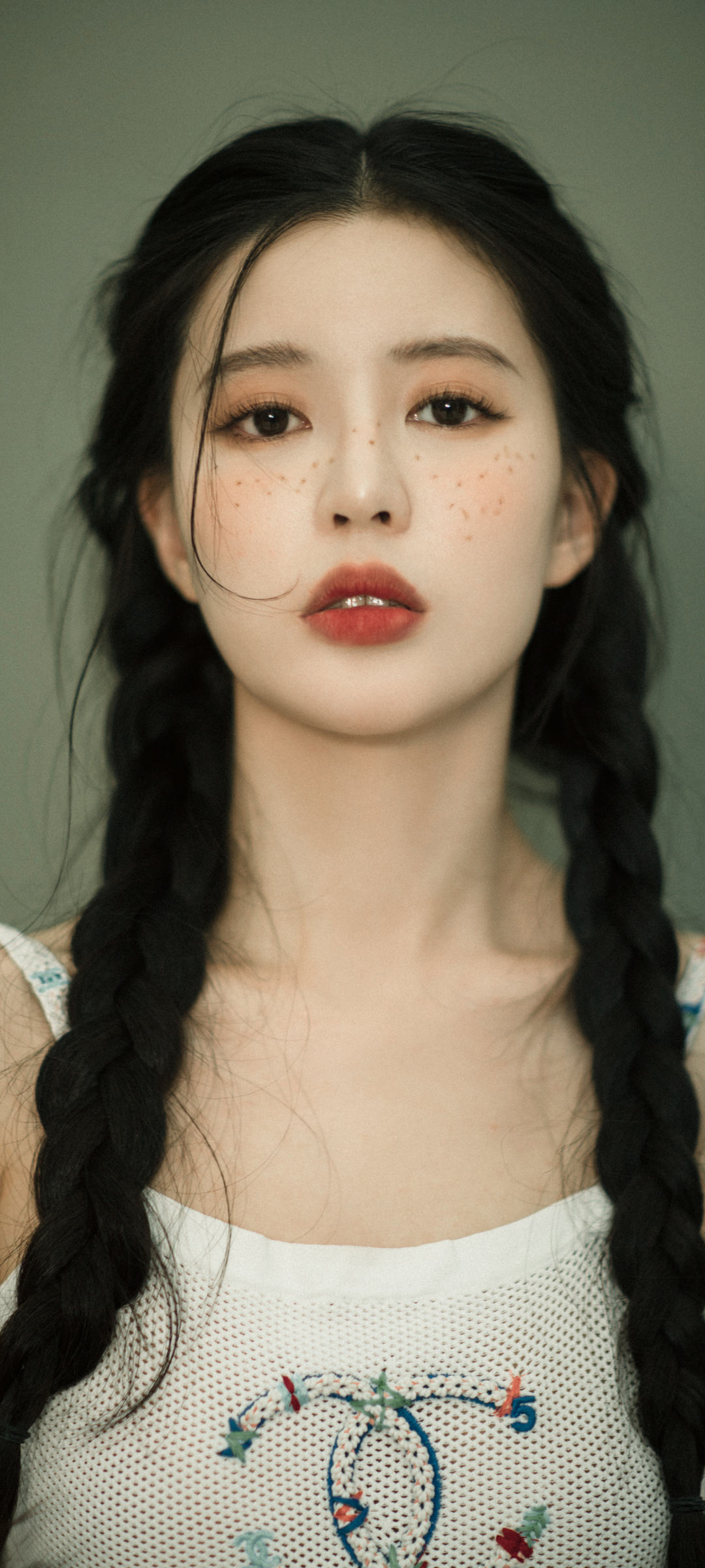 双马尾辫美女温心专属壁纸，免费下载手机美化新选择