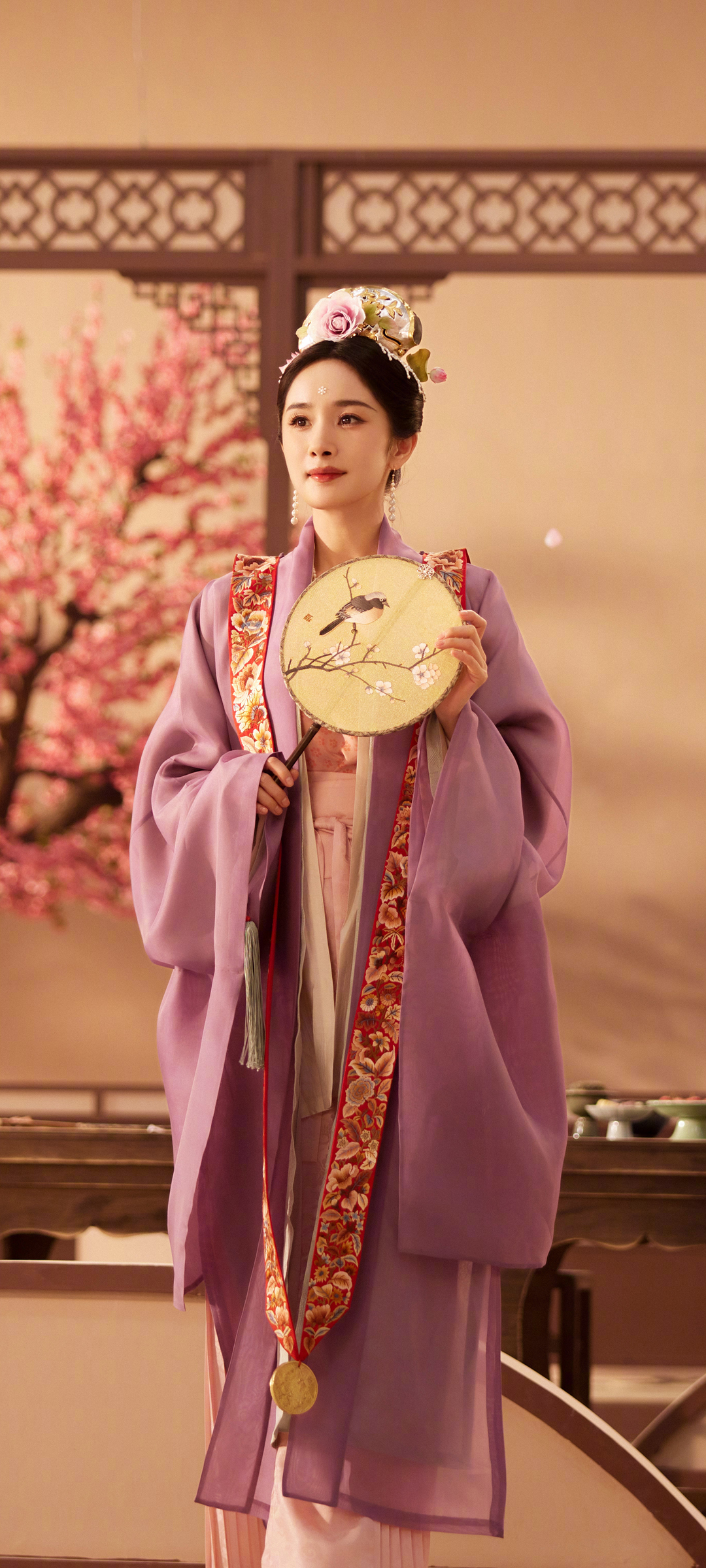 杨幂唐装风采，唯美高清手机壁纸，美女图像免费下载