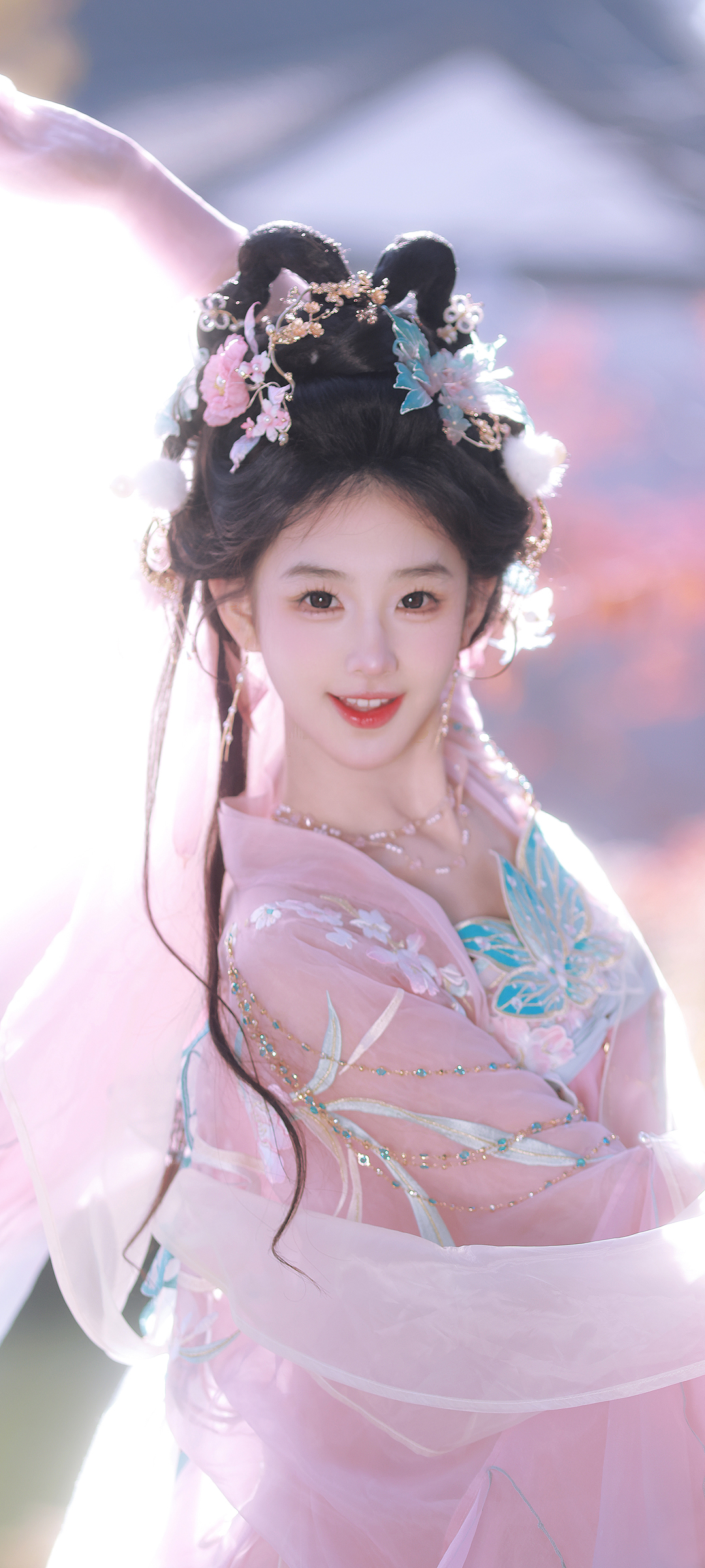 国风大典，粉色古装美女黄玉瑶壁纸，免费手机桌面下载