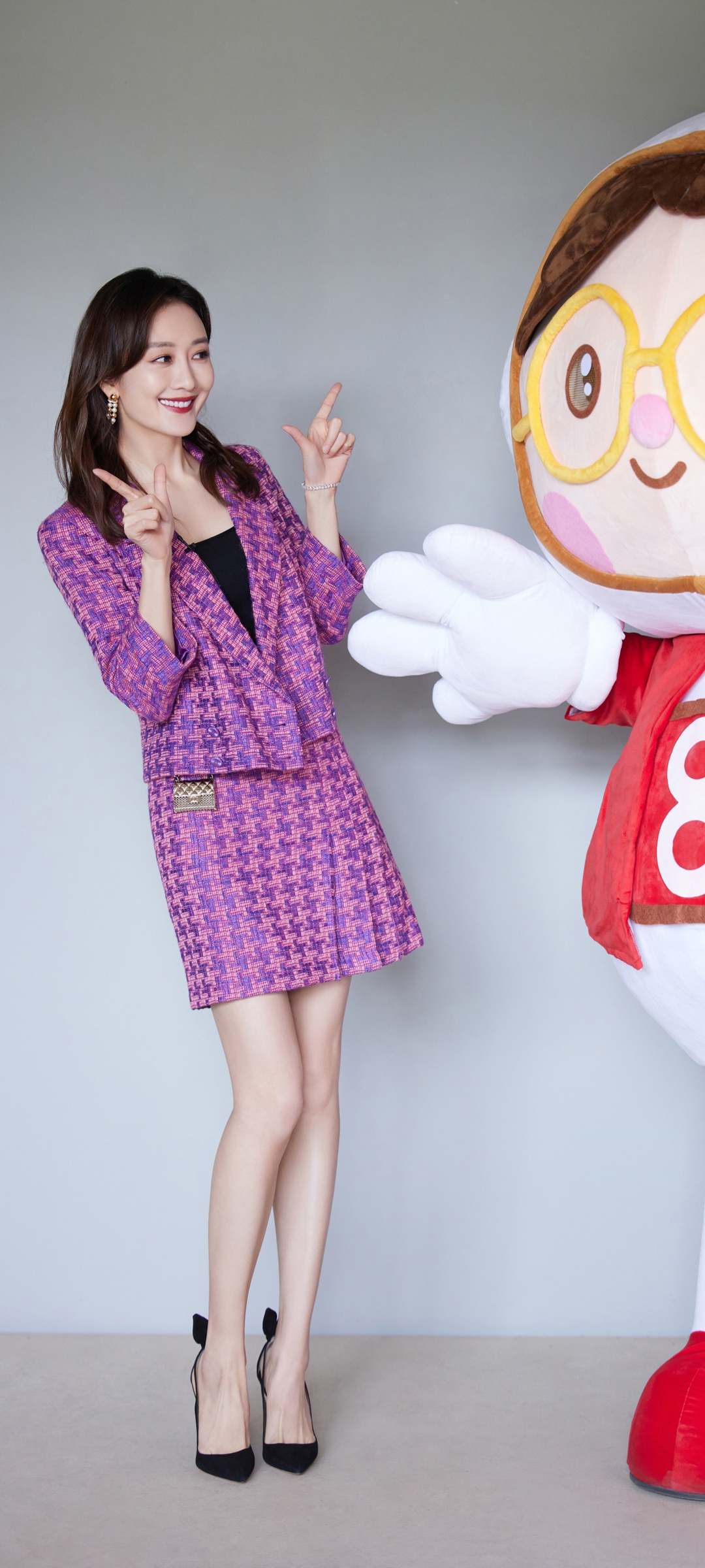 王鸥美腿惊艳，精选美女手机壁纸免费下载